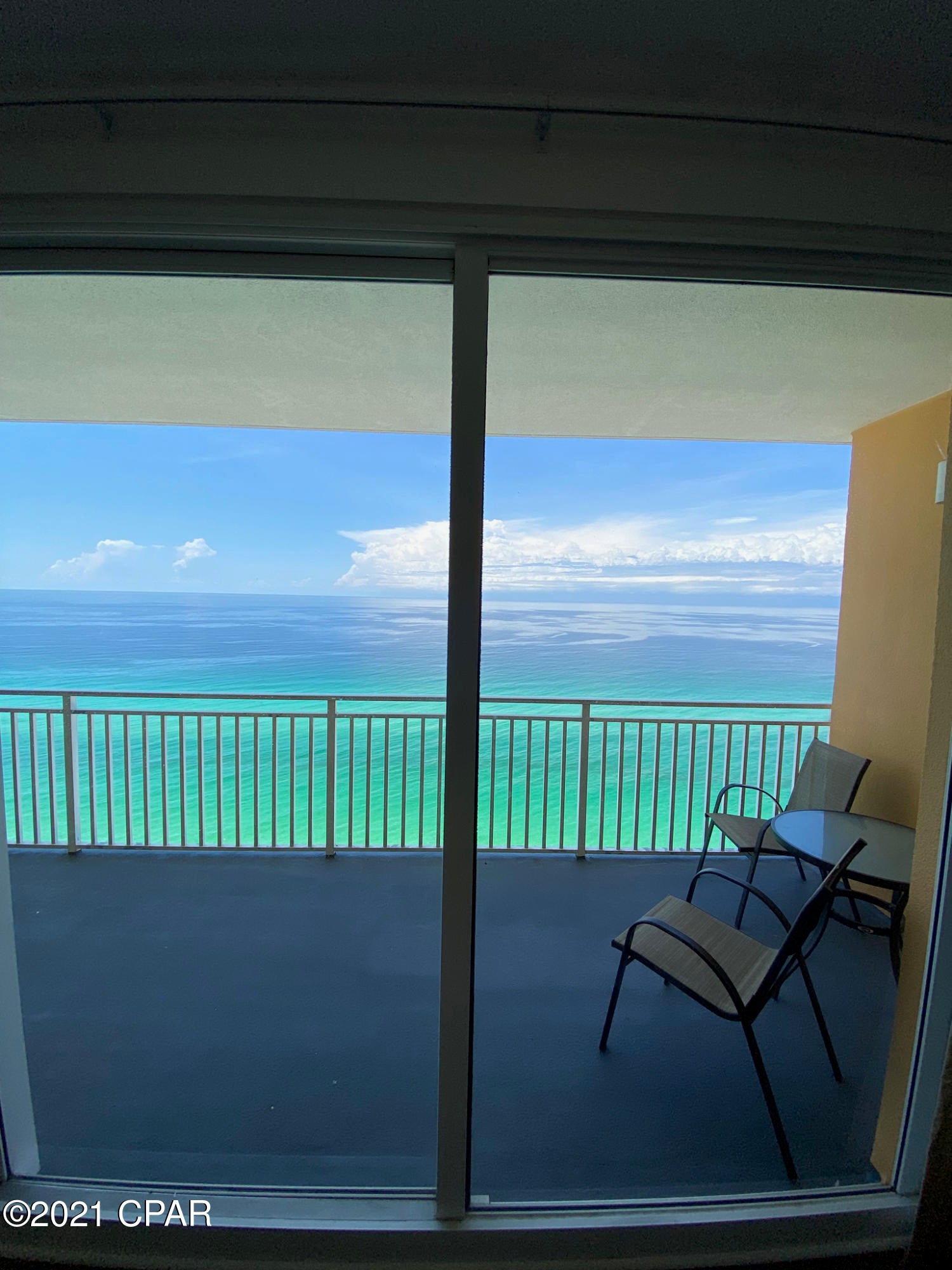 Splash Condo - Residential