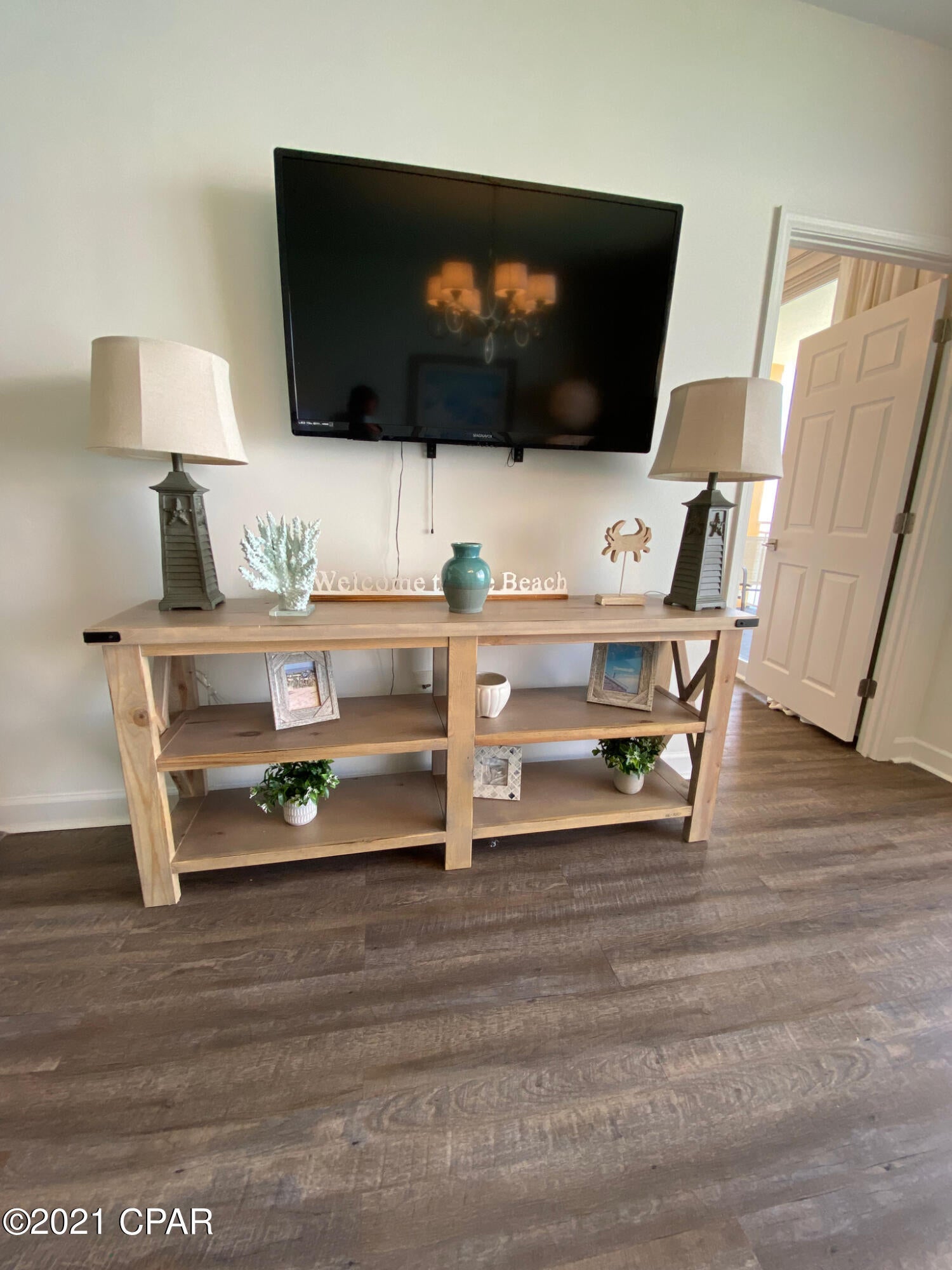 Splash Condo - Residential