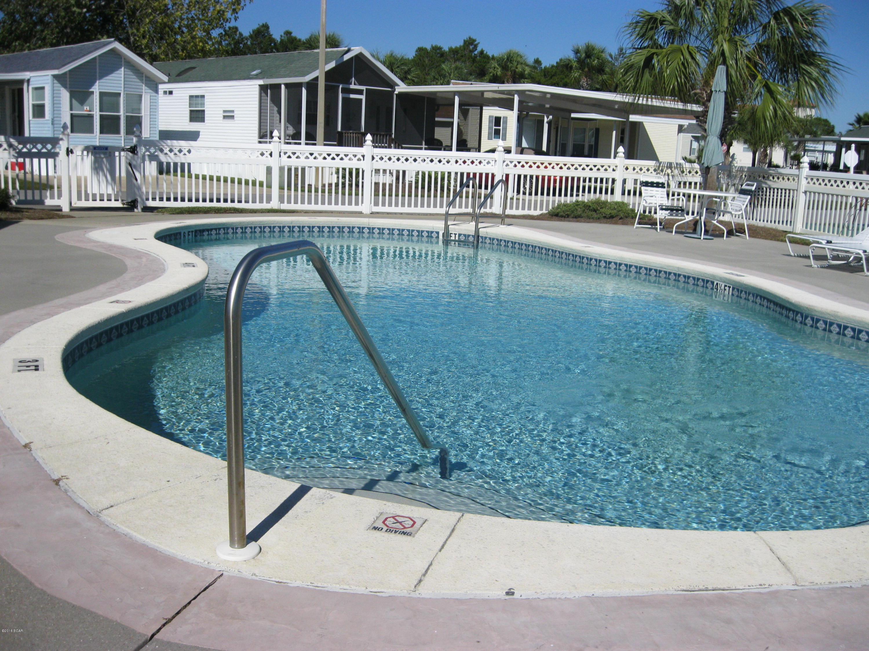 Emerald Pointe Resort - Residential Lease
