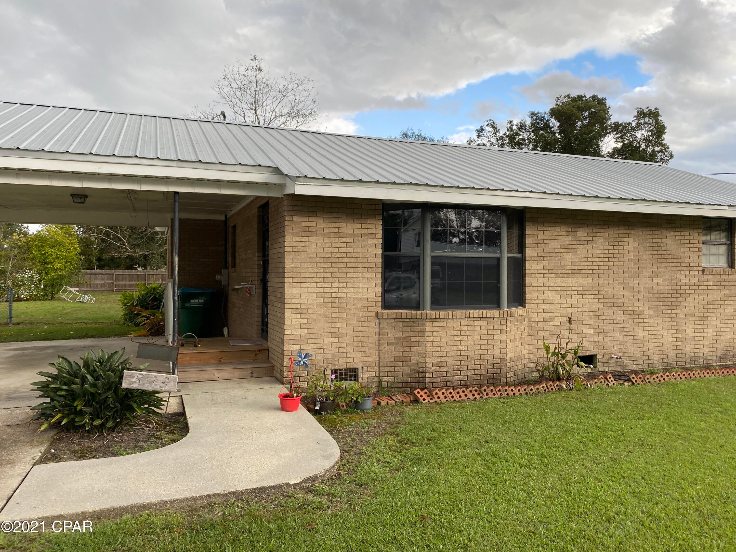Located in the heart of beautiful Wewahitchka is this cute 3 bedroom 2 bath home. This home features a 2 year old metal roof, well built wheelchair ramp, and a spacious backyard in the middle of this beautiful little town. Located only 30 minutes from Panama City, FL and Mexico Beach this is great place to call home. Call today to schedule your showing.



All measurements are approximate, buyer to verify if needed. Professional Photos will be posted soon.
