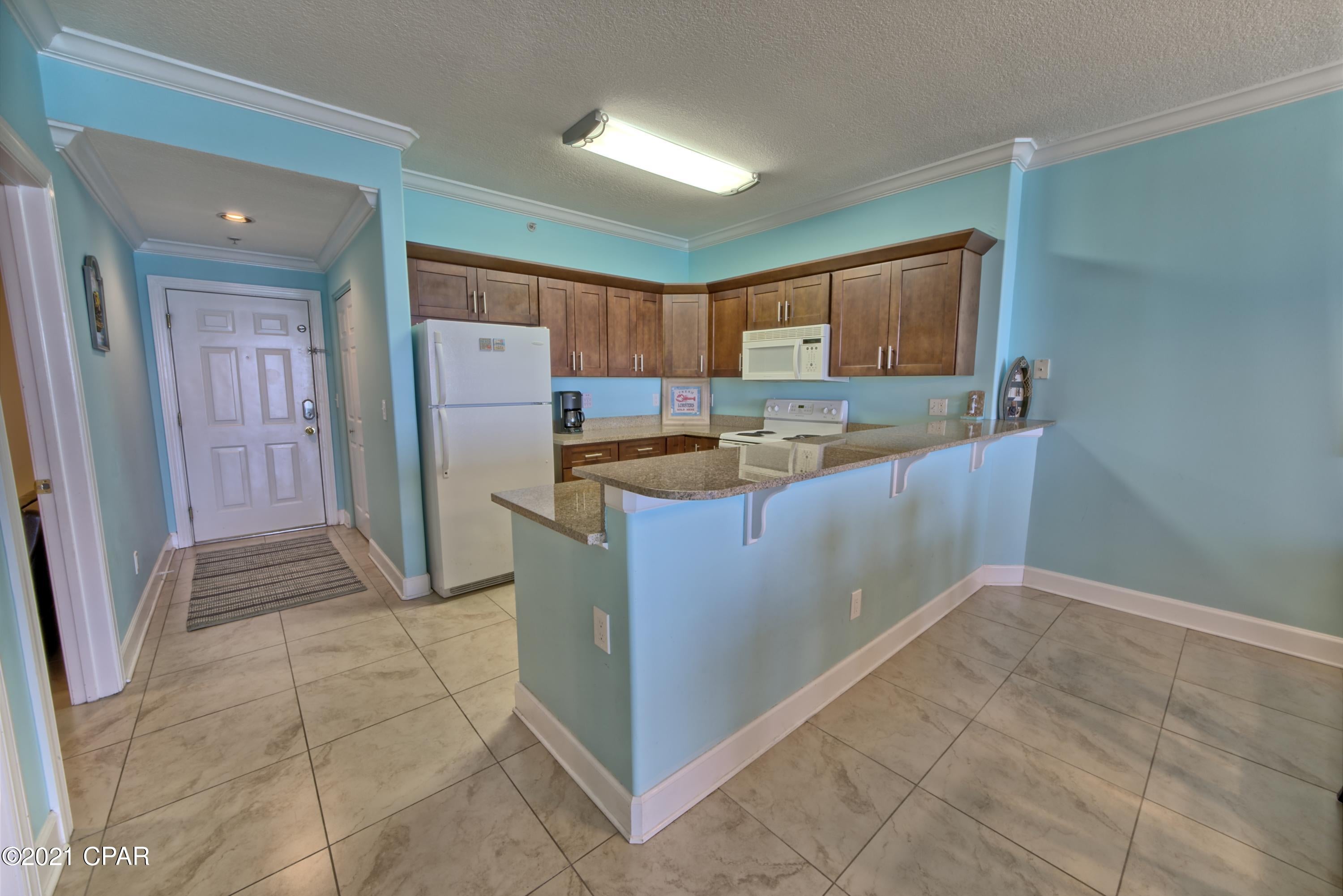Twin Palms Resort - Residential