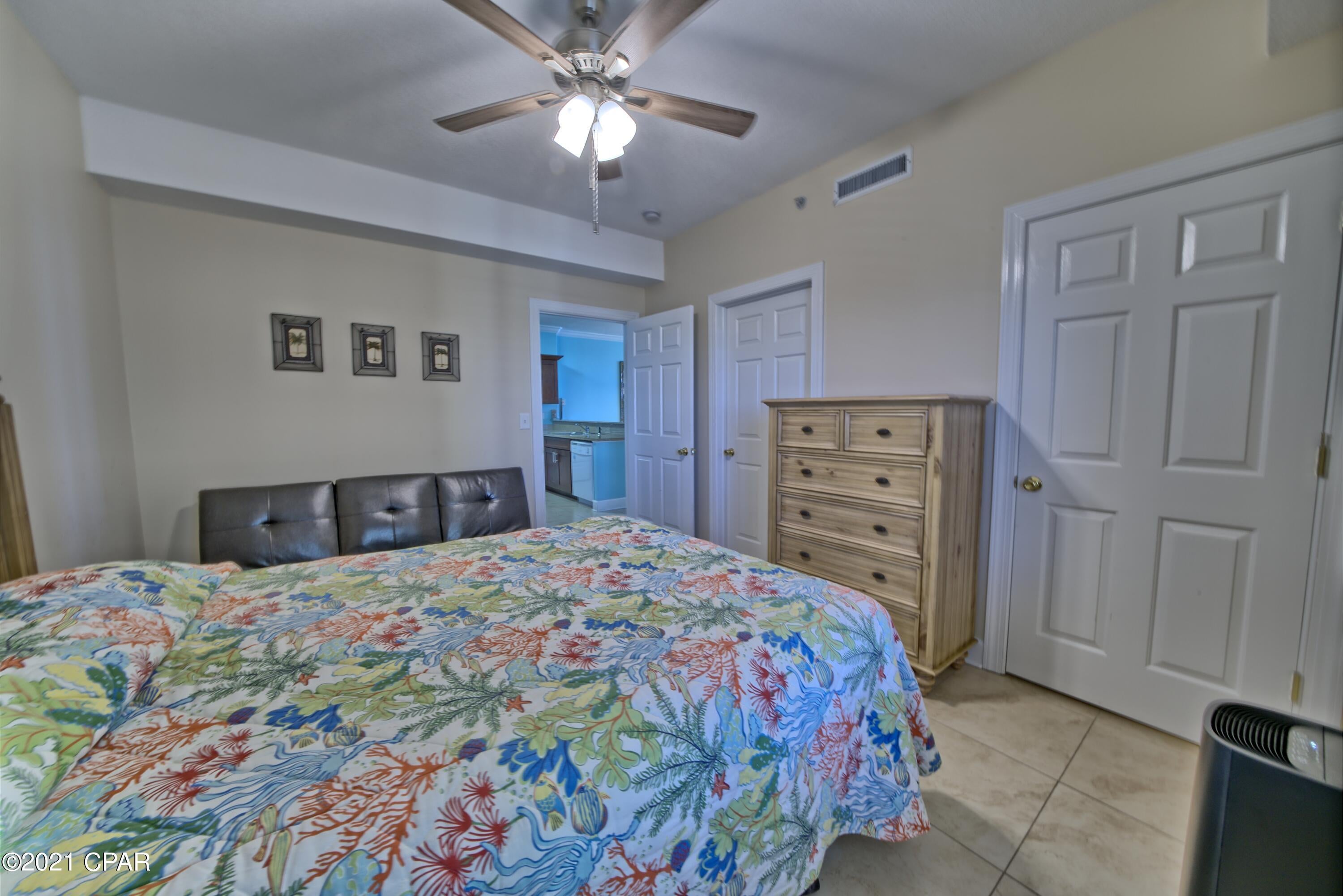 Twin Palms Resort - Residential