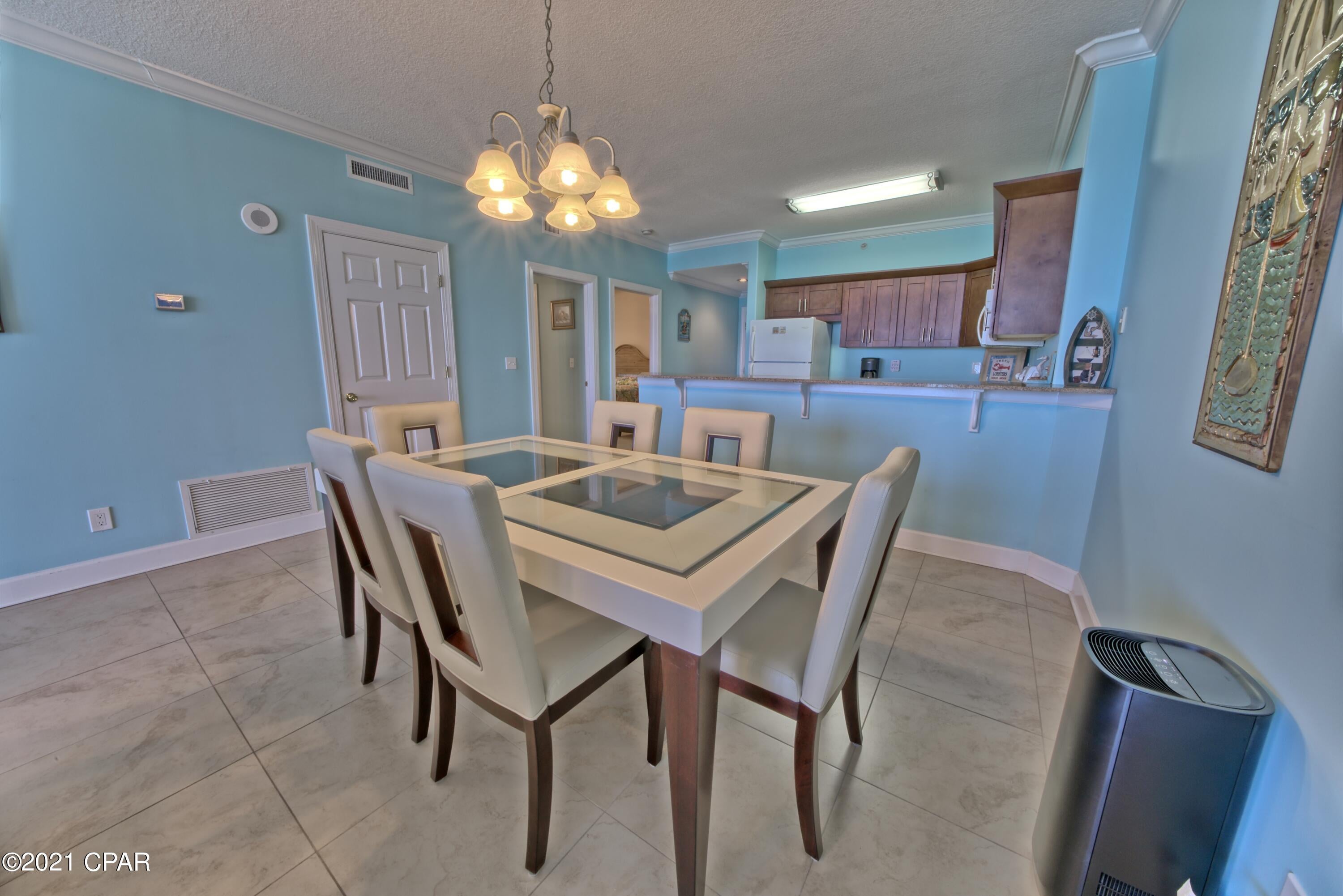 Twin Palms Resort - Residential