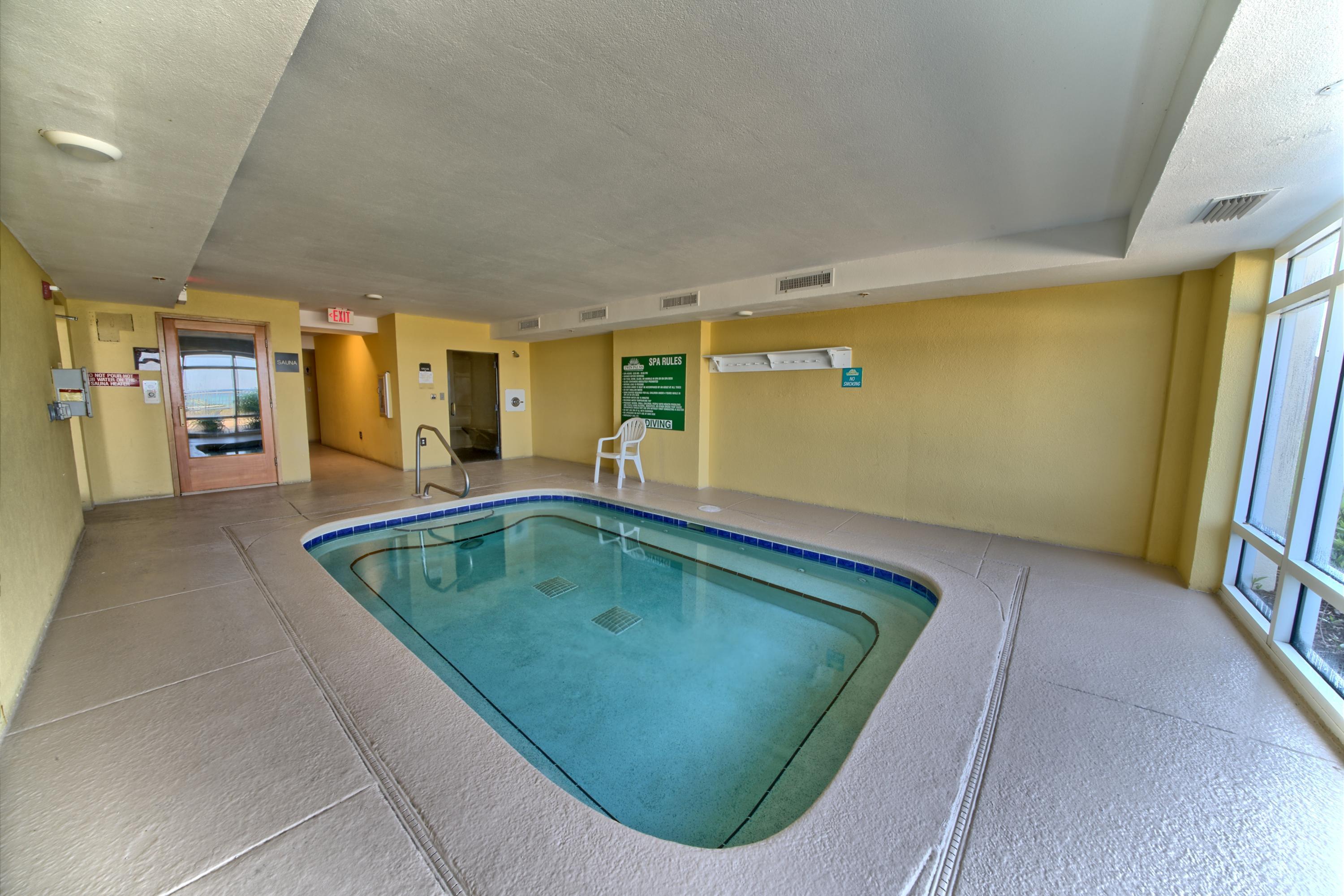 Twin Palms Resort - Residential