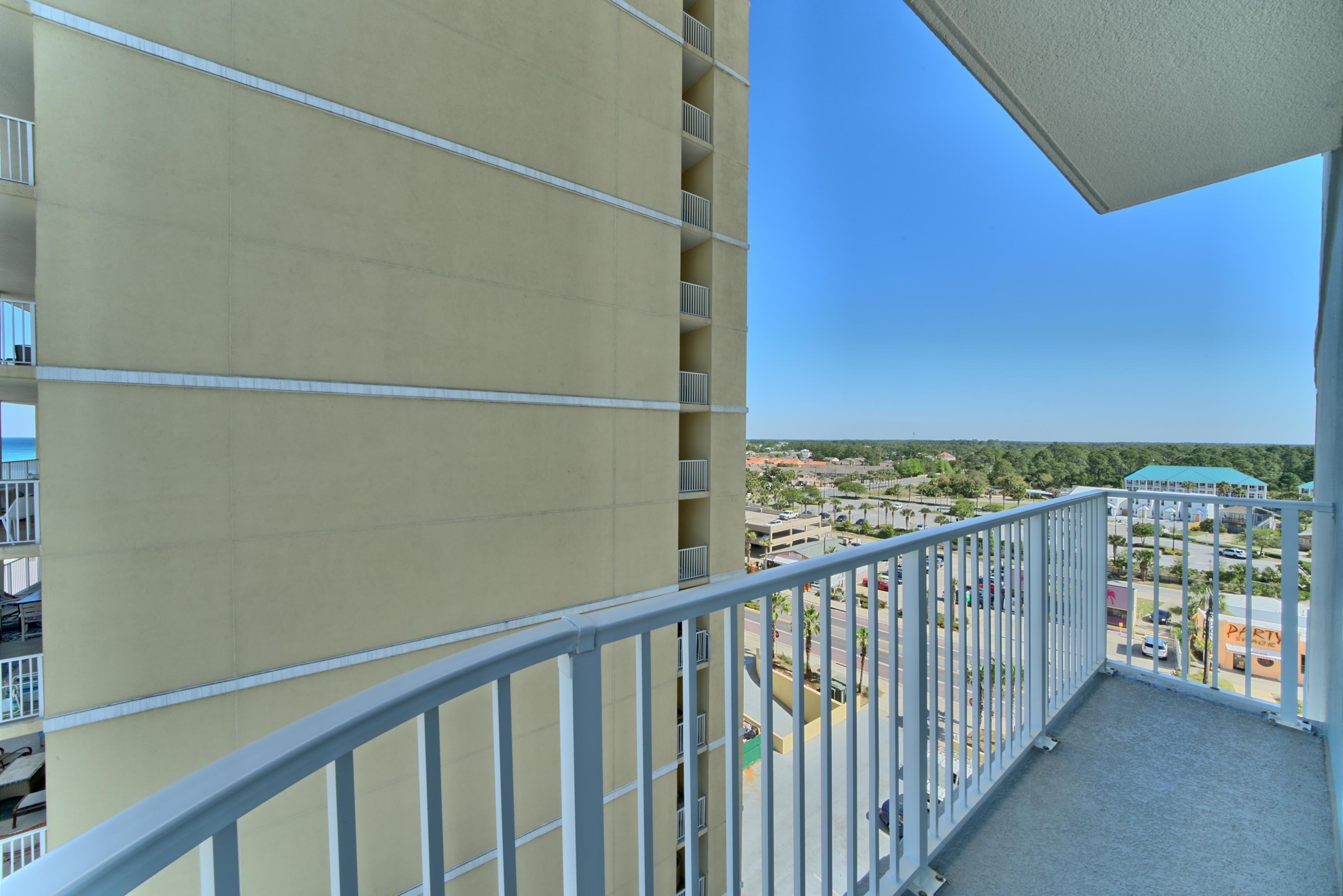 Twin Palms Resort - Residential