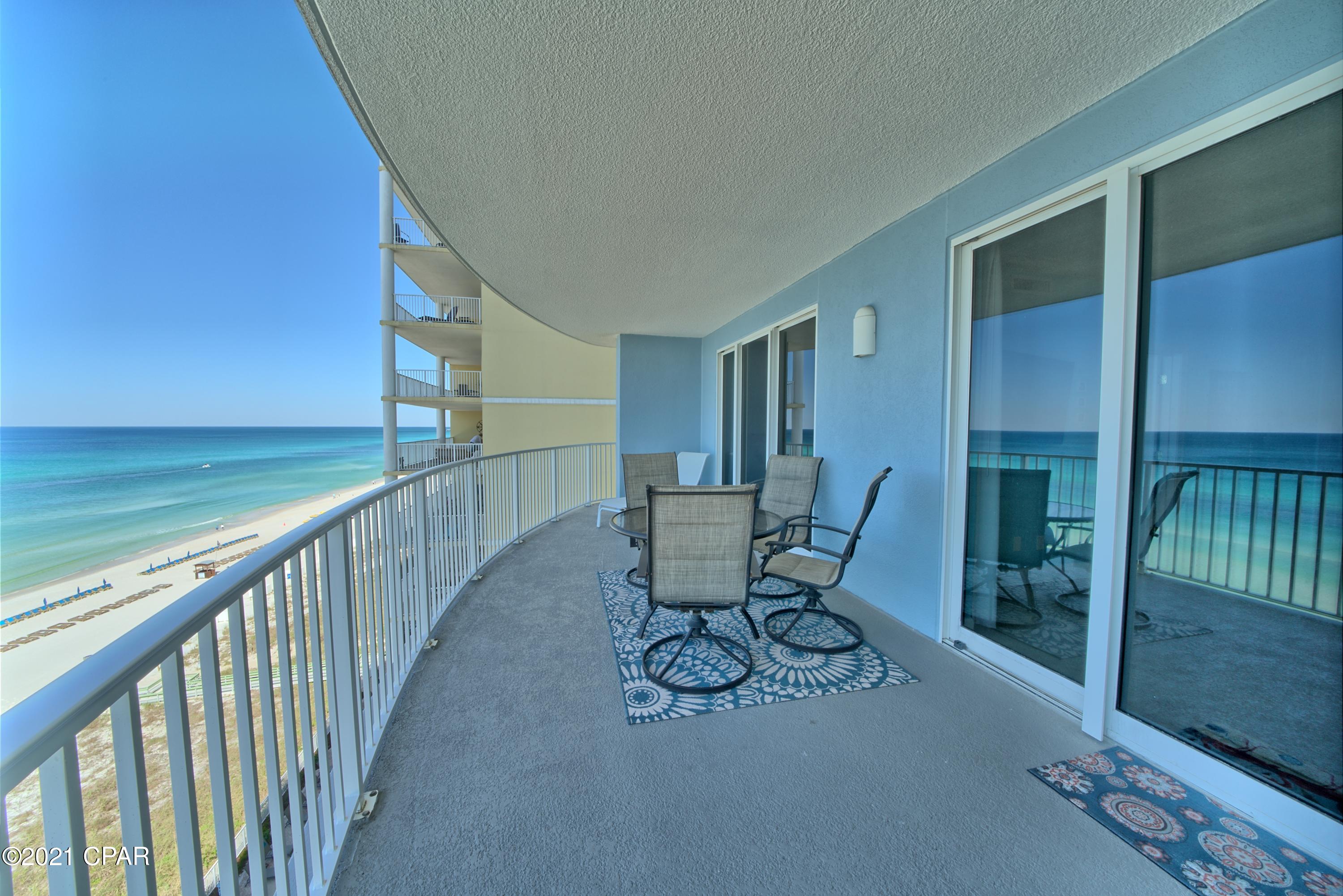 Twin Palms Resort - Residential
