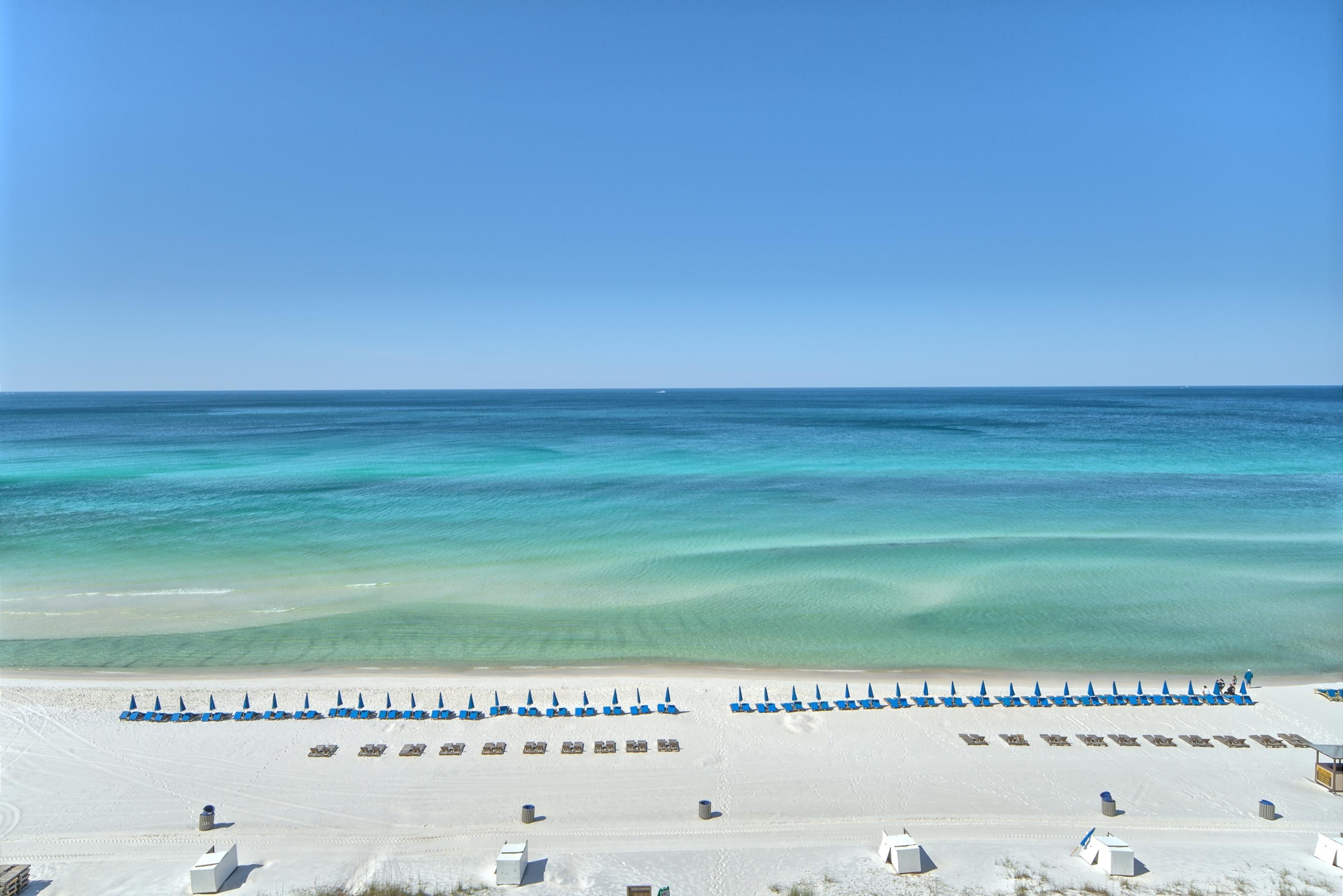 Twin Palms Resort - Residential