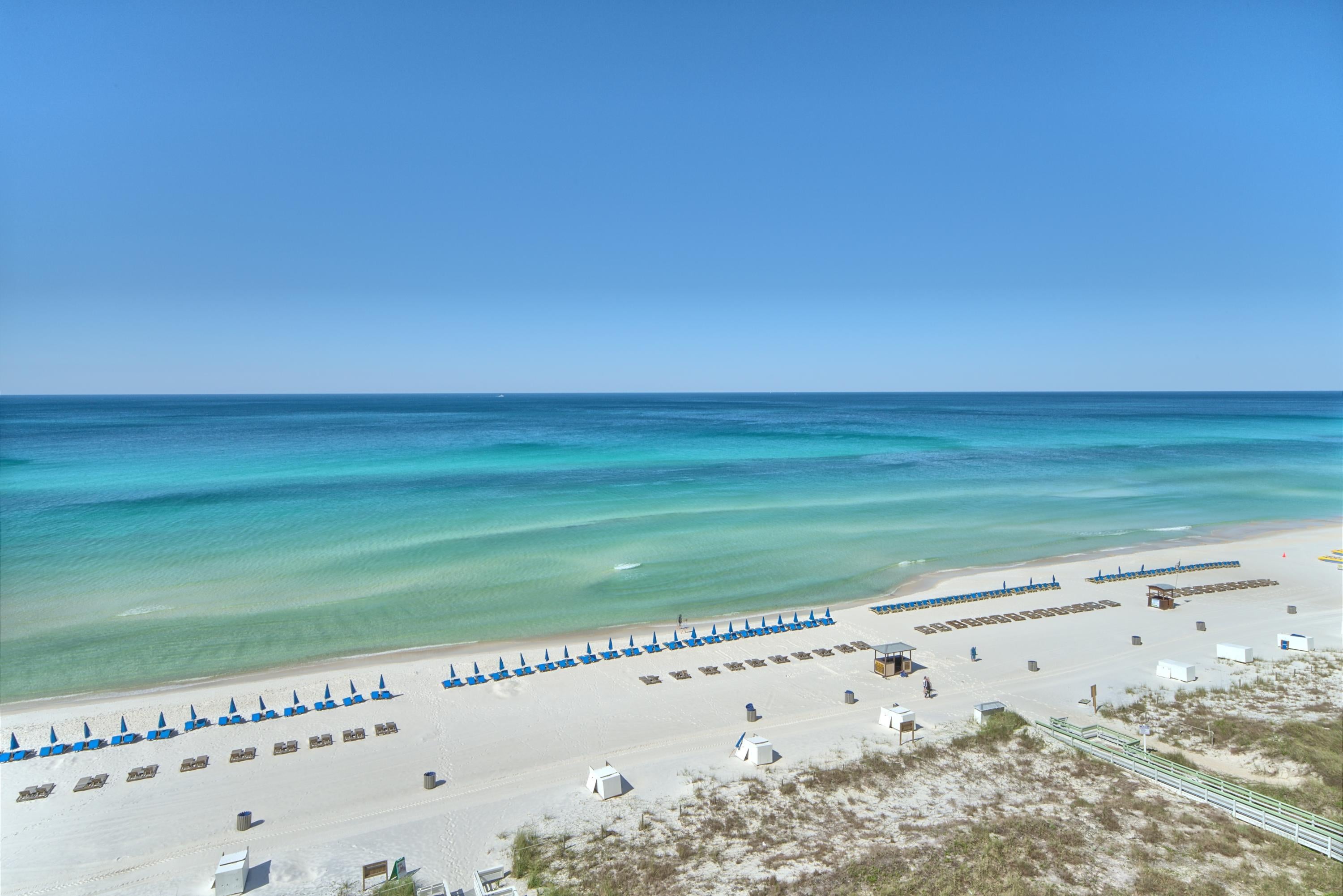 Twin Palms Resort - Residential