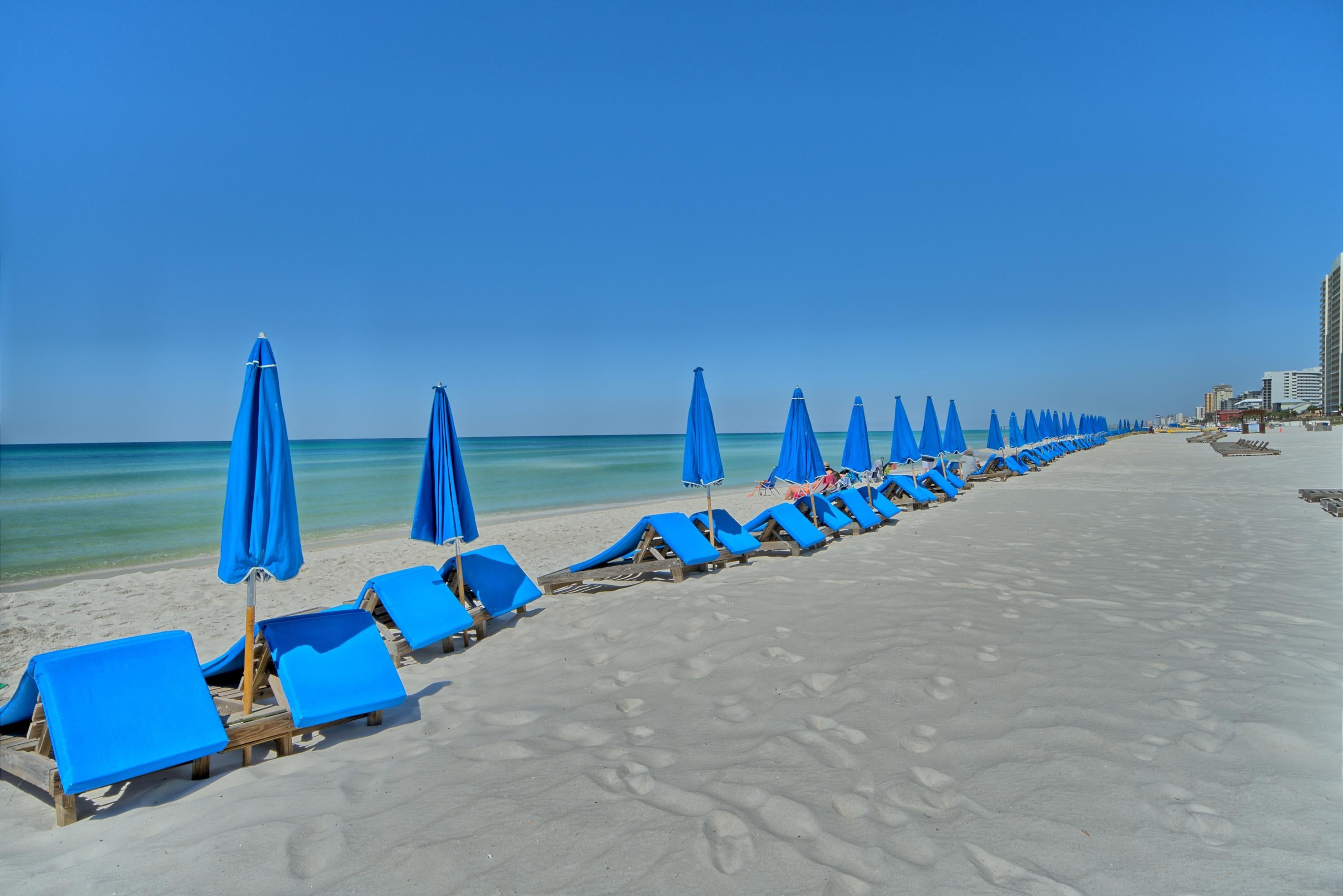Twin Palms Resort - Residential