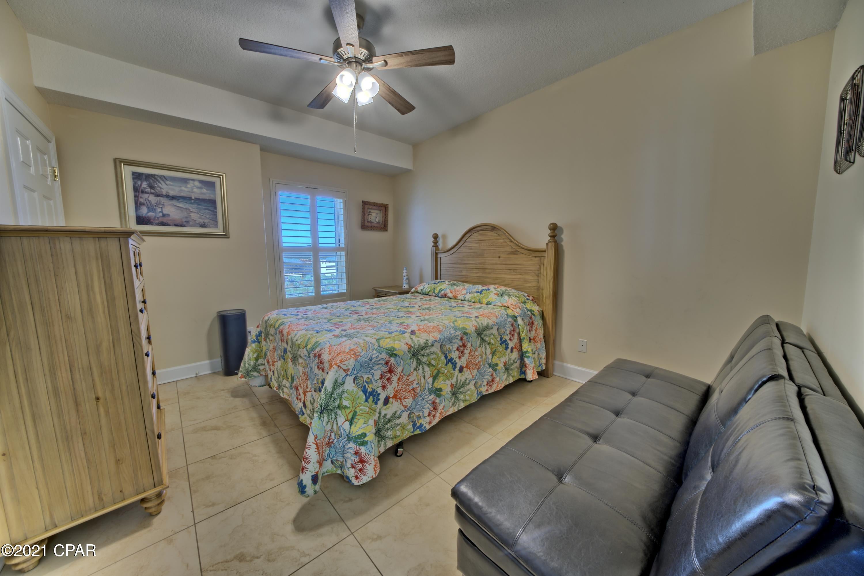 Twin Palms Resort - Residential