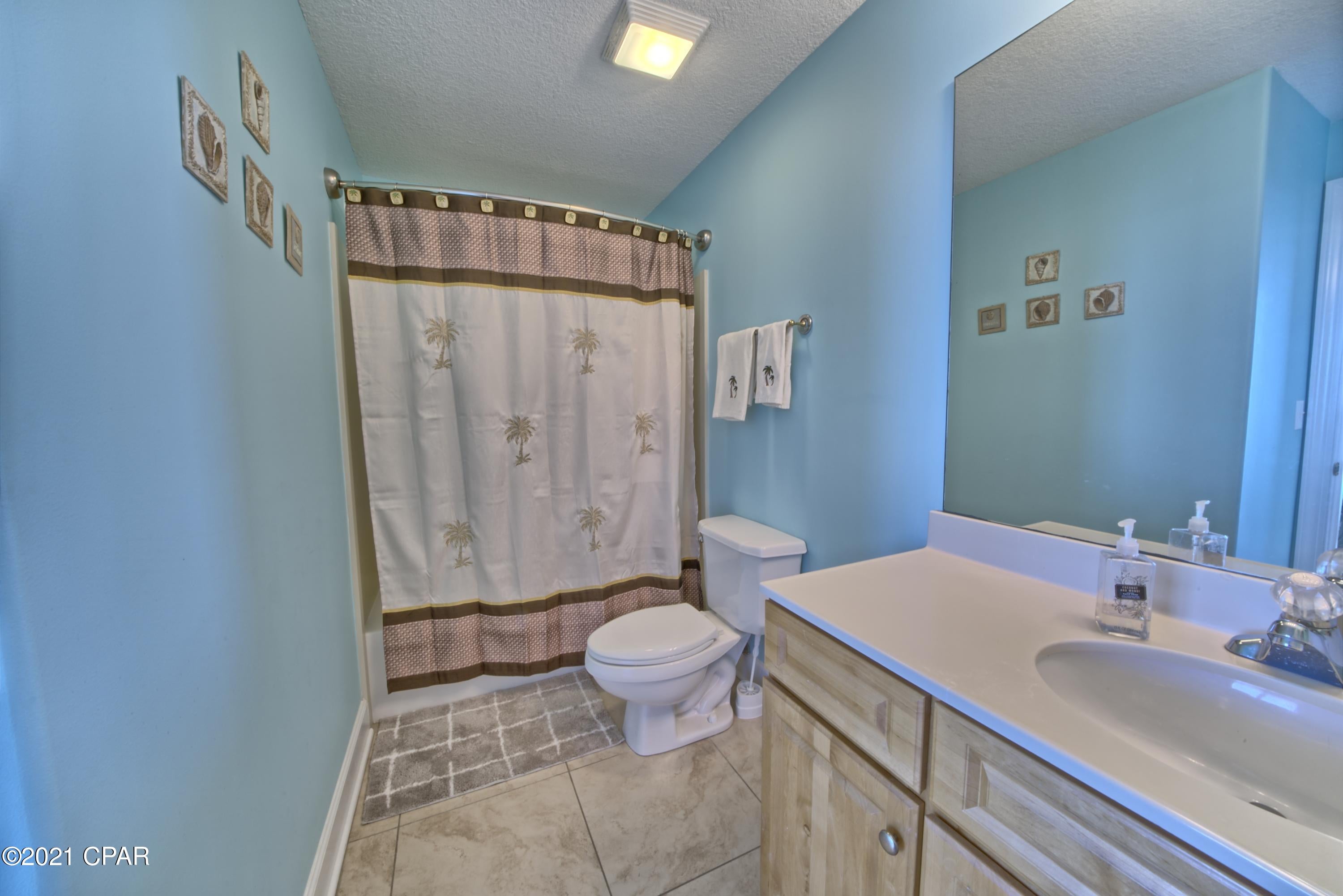 Twin Palms Resort - Residential