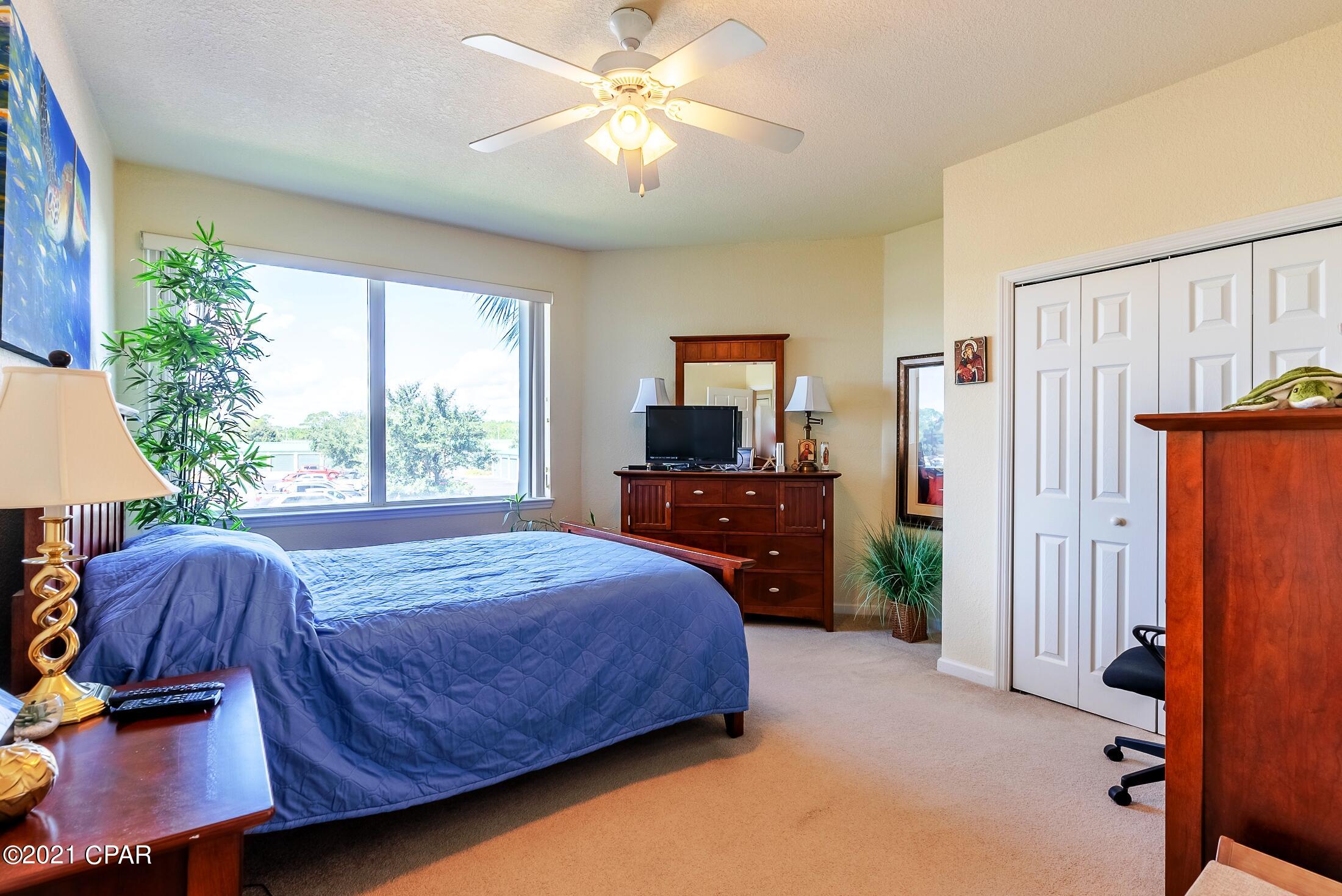 Hibiscus By The Bay - Residential