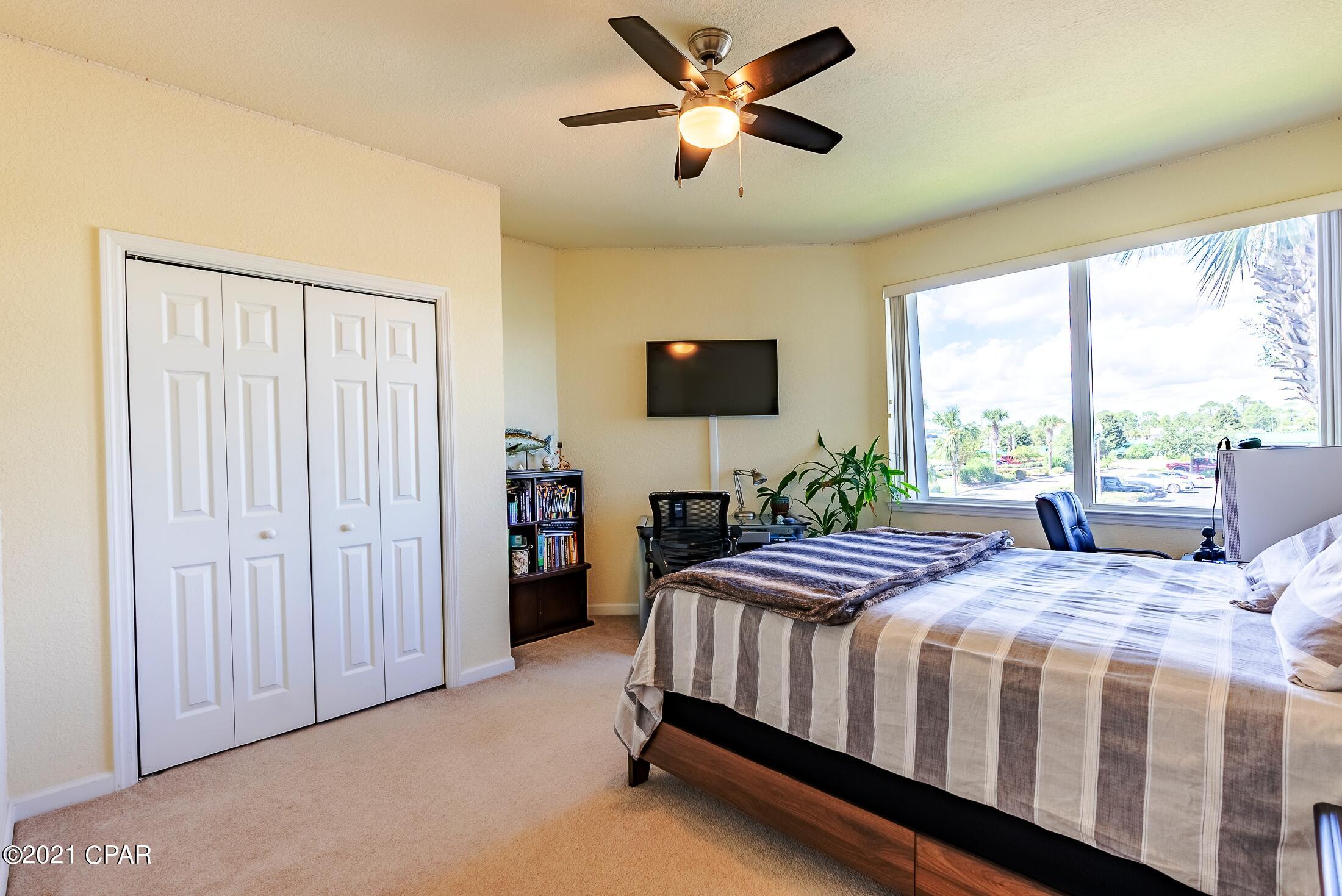 Hibiscus By The Bay - Residential