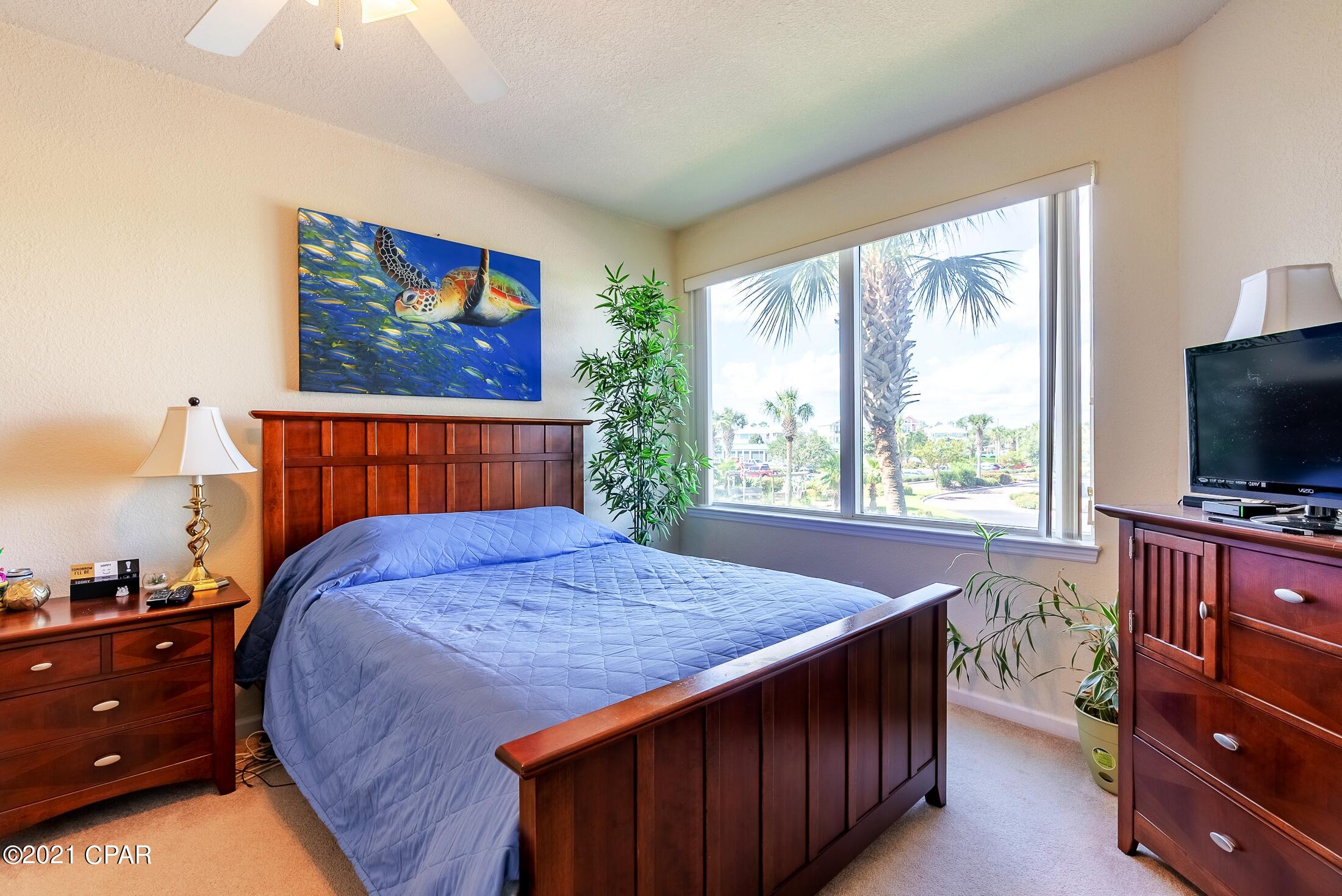 Hibiscus By The Bay - Residential