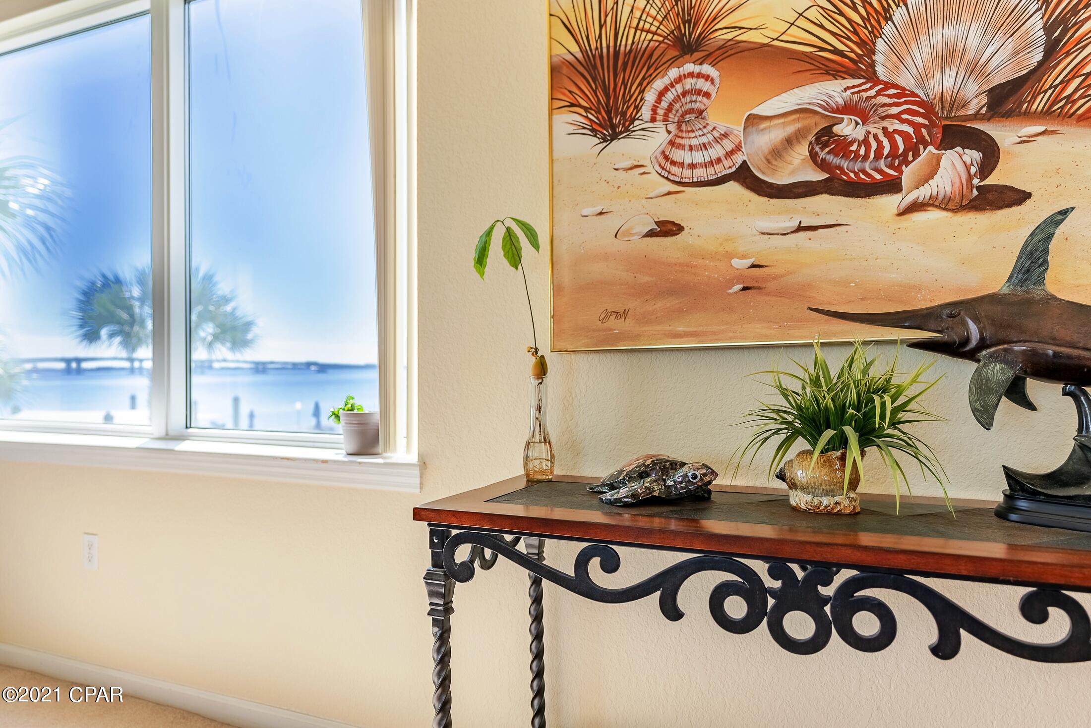 Hibiscus By The Bay - Residential