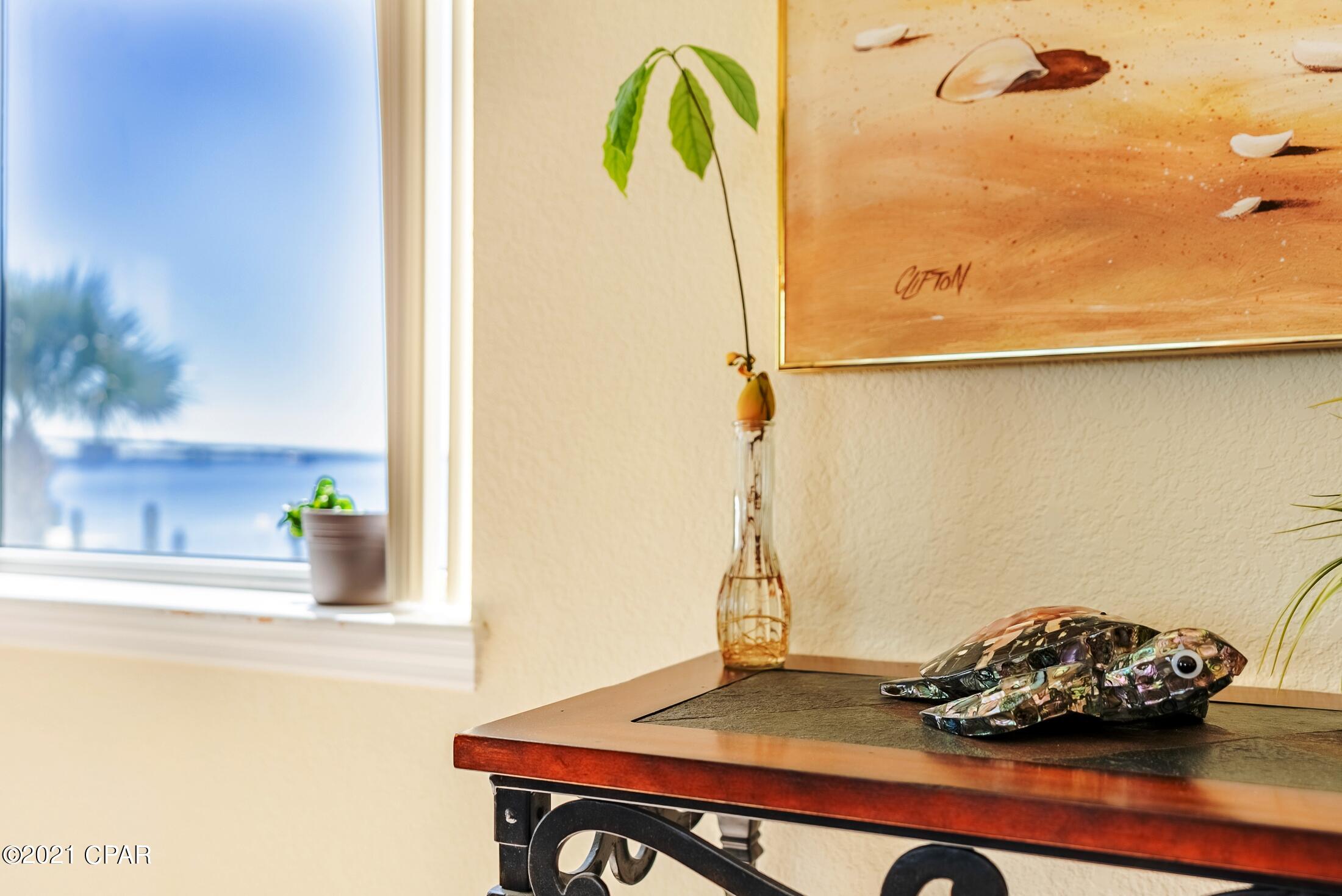 Hibiscus By The Bay - Residential