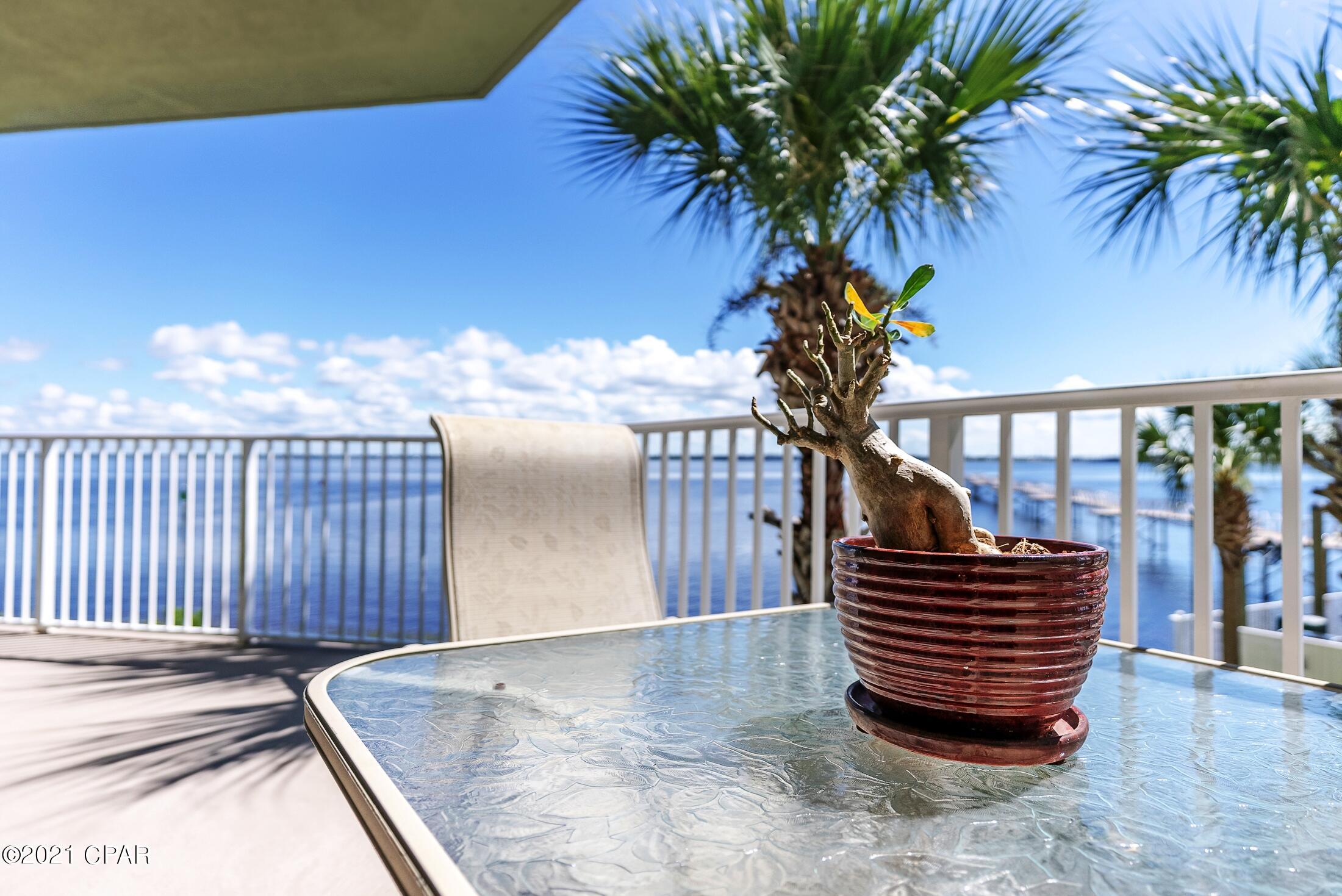 Hibiscus By The Bay - Residential