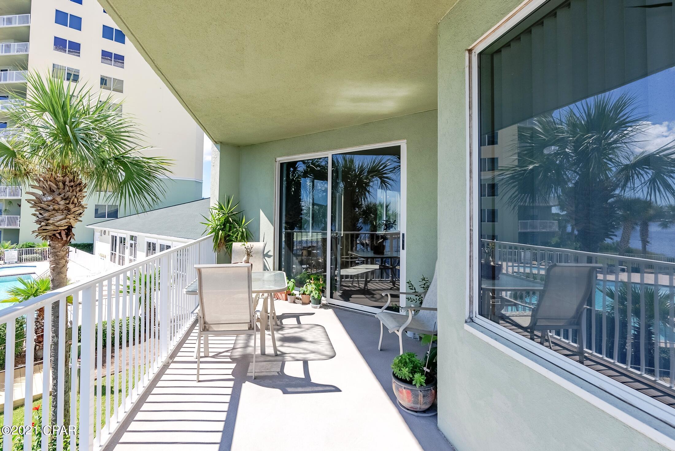 Hibiscus By The Bay - Residential