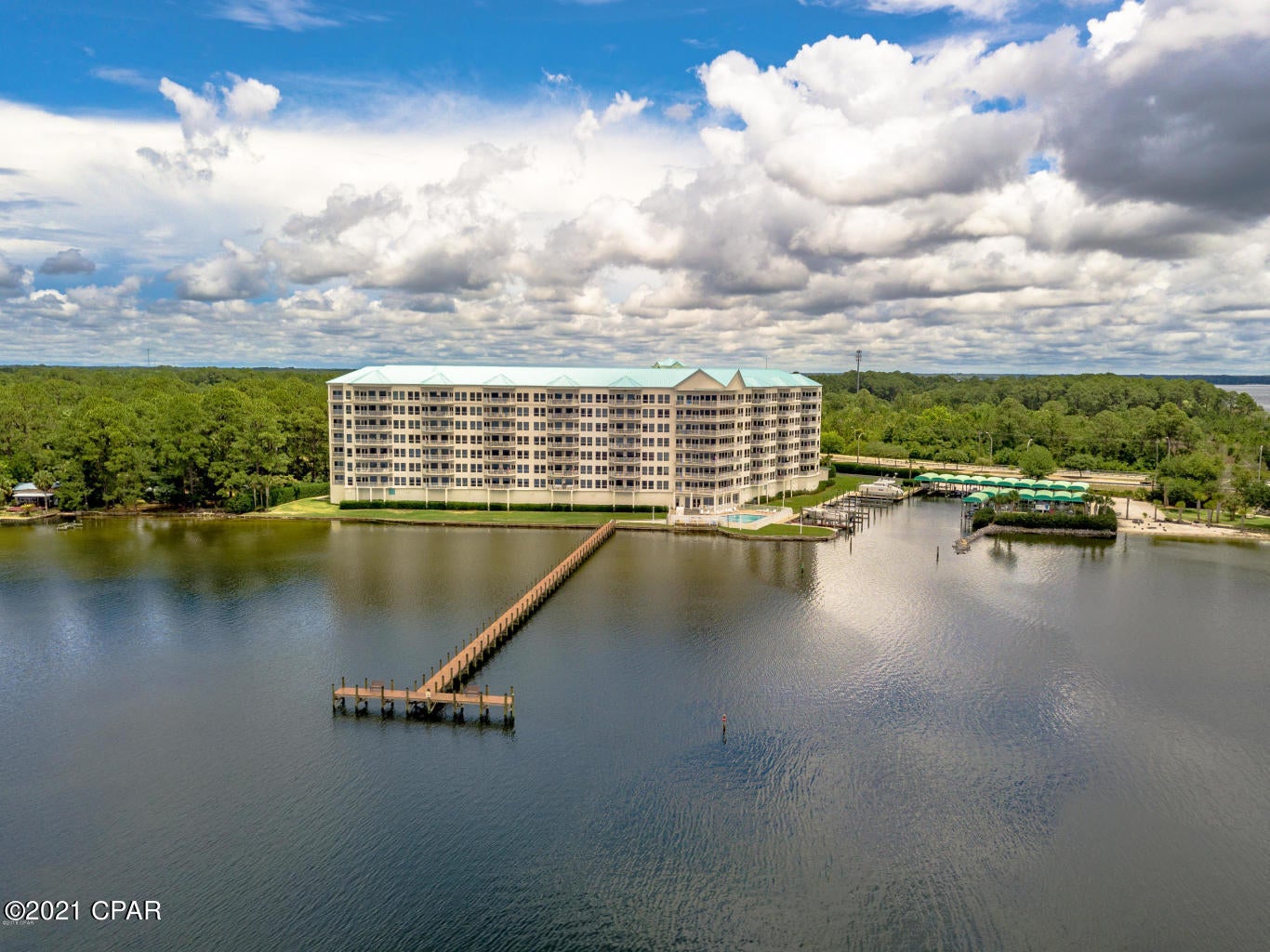 Marina Bay Condo - Residential