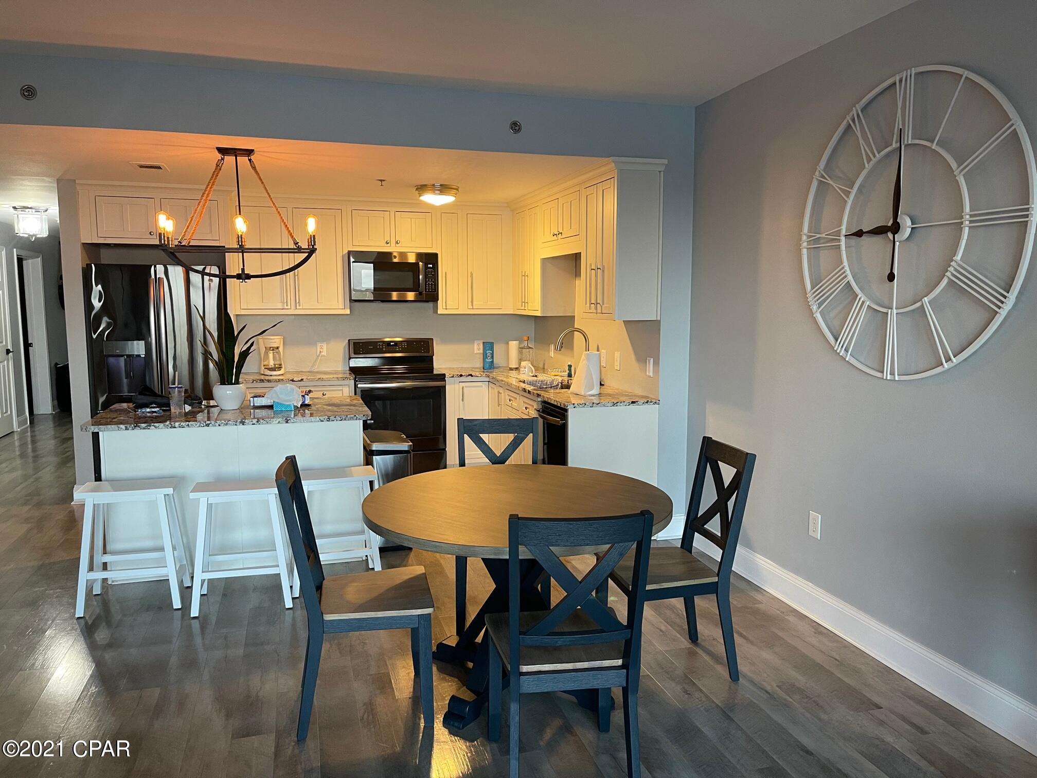 Laketown Wharf - Residential