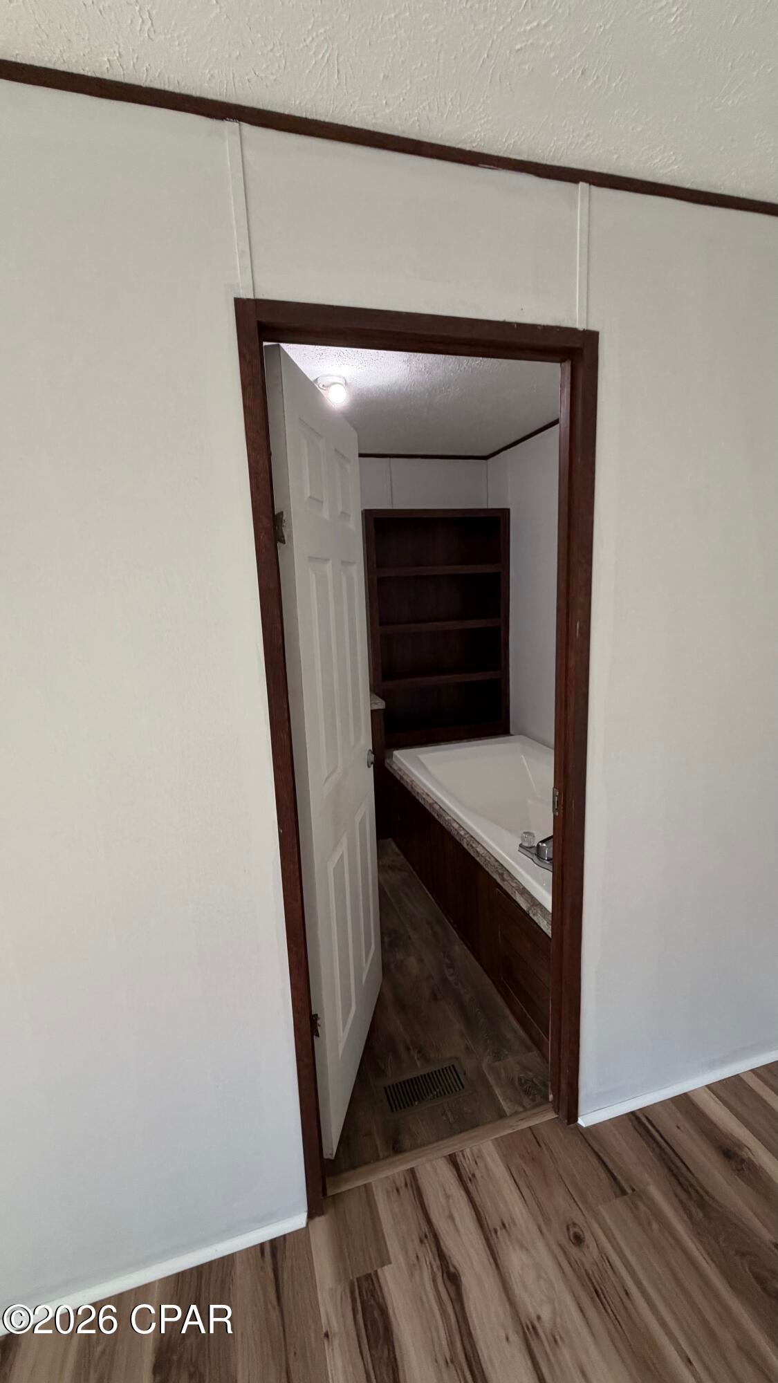 [No Recorded Subdiv] - Residential Lease