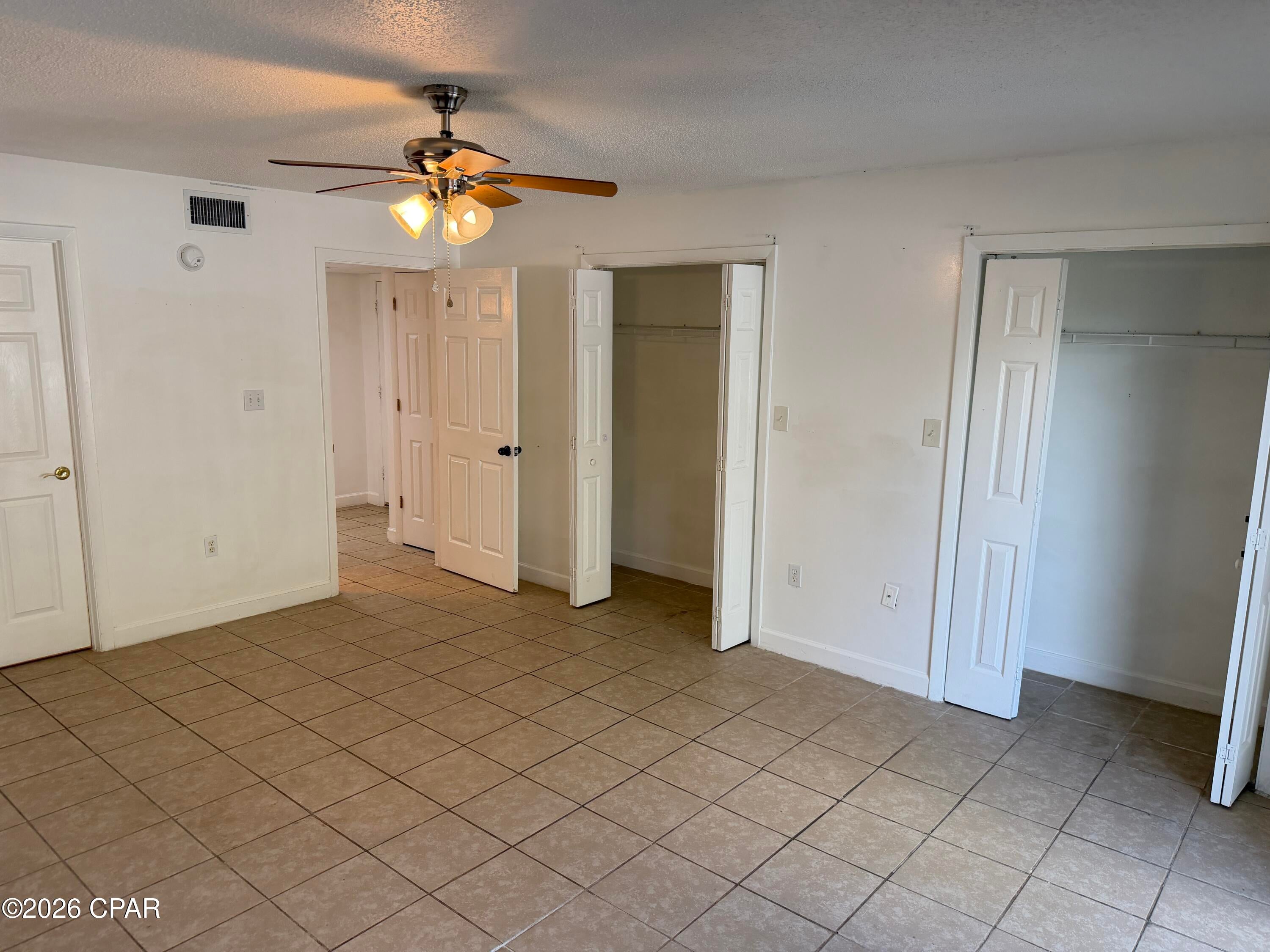 Hombre Golf Village - Residential
