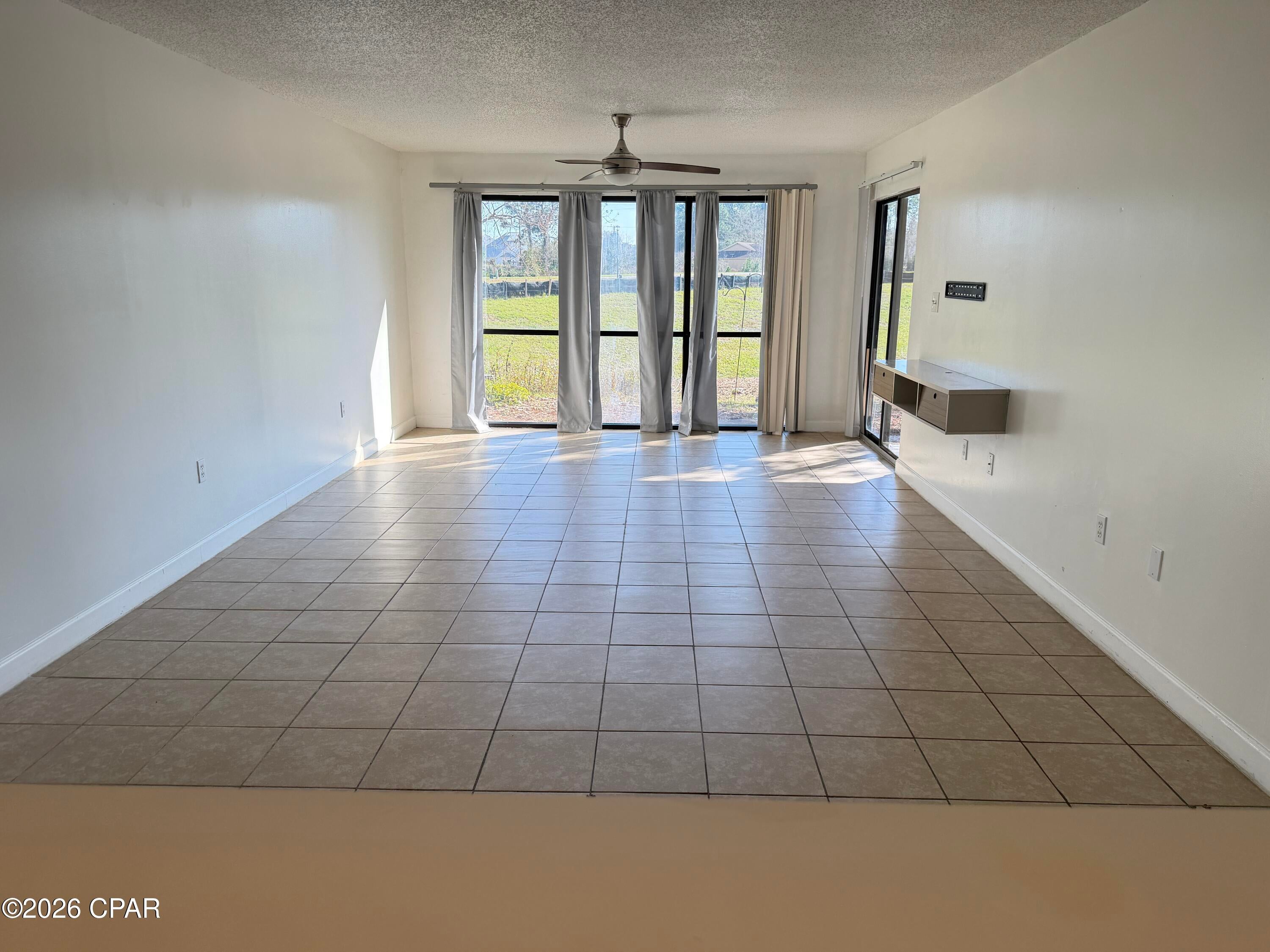 Hombre Golf Village - Residential