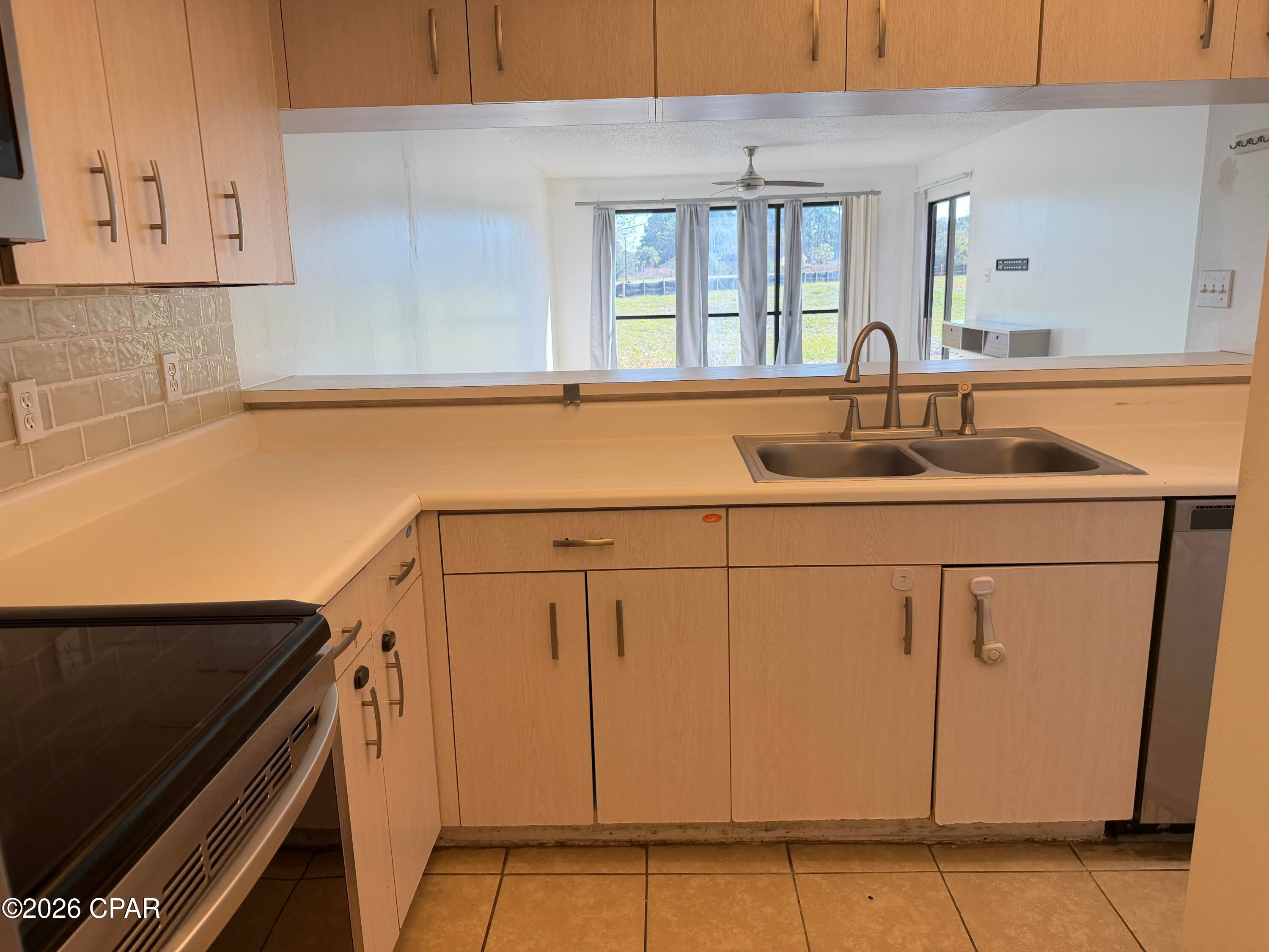 Hombre Golf Village - Residential