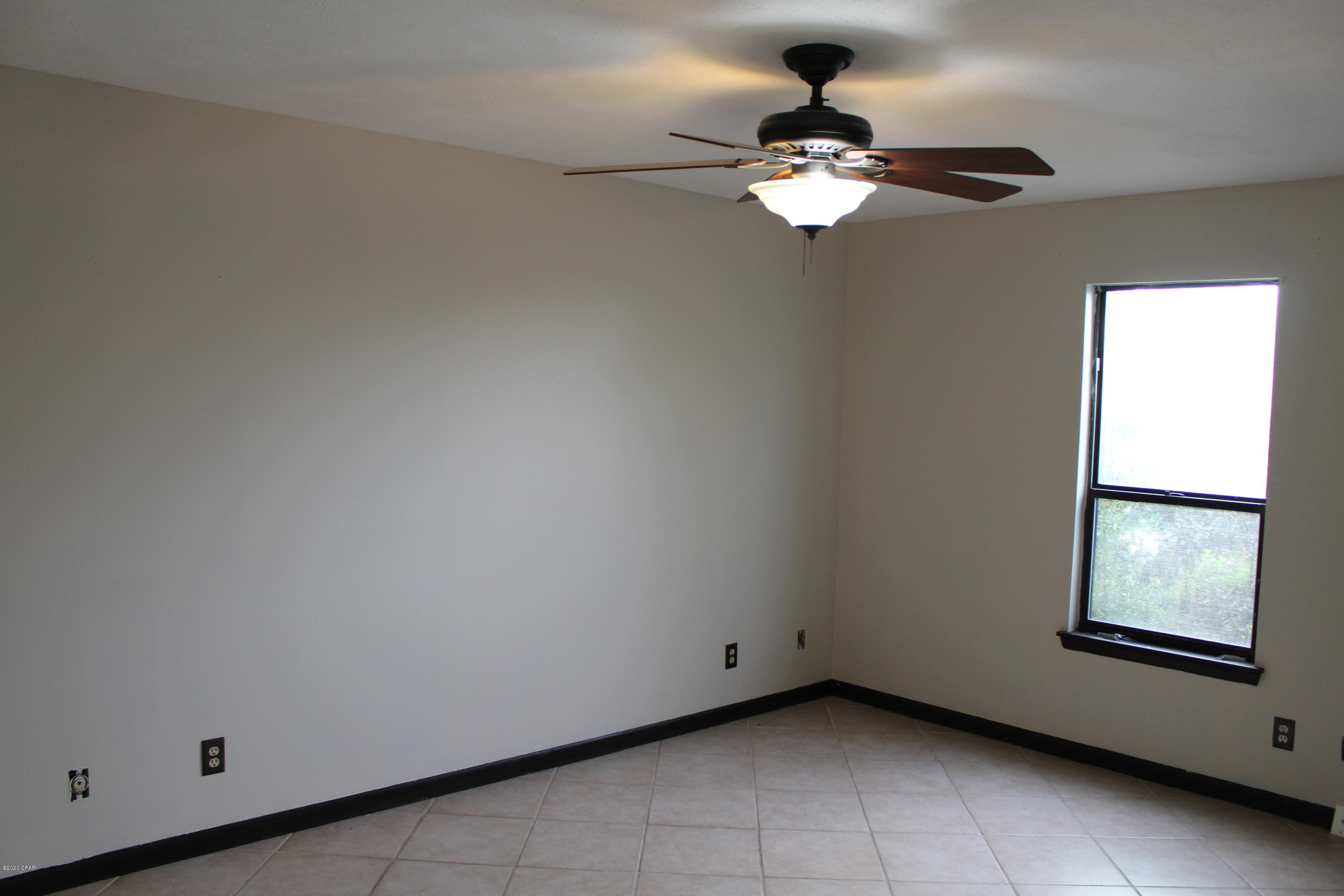 Forest Hills Unit 1 - Residential Lease