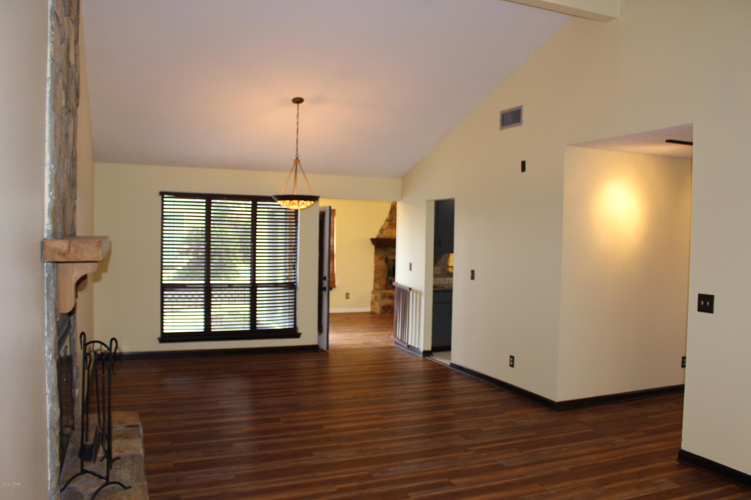 Forest Hills Unit 1 - Residential Lease