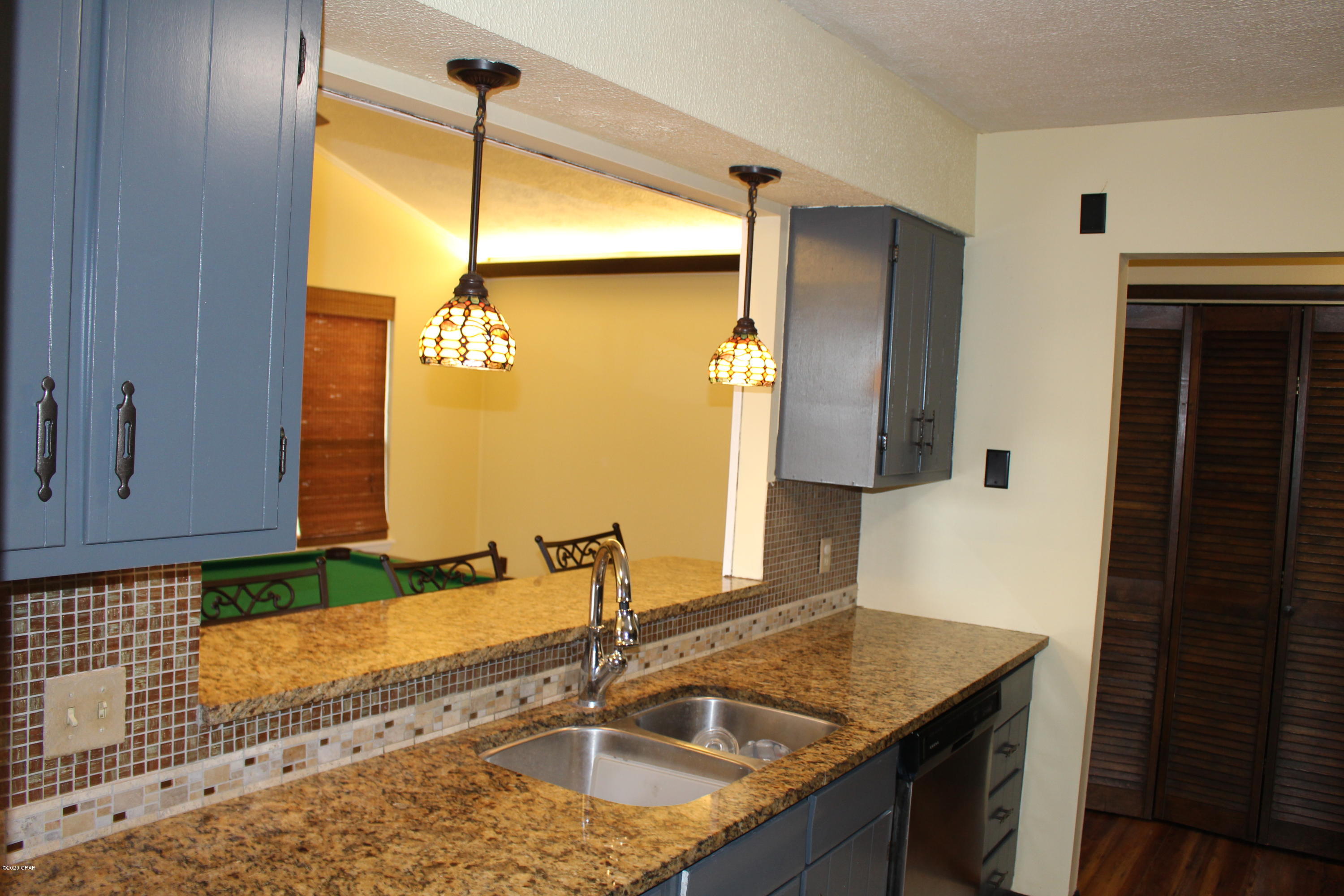 Forest Hills Unit 1 - Residential Lease