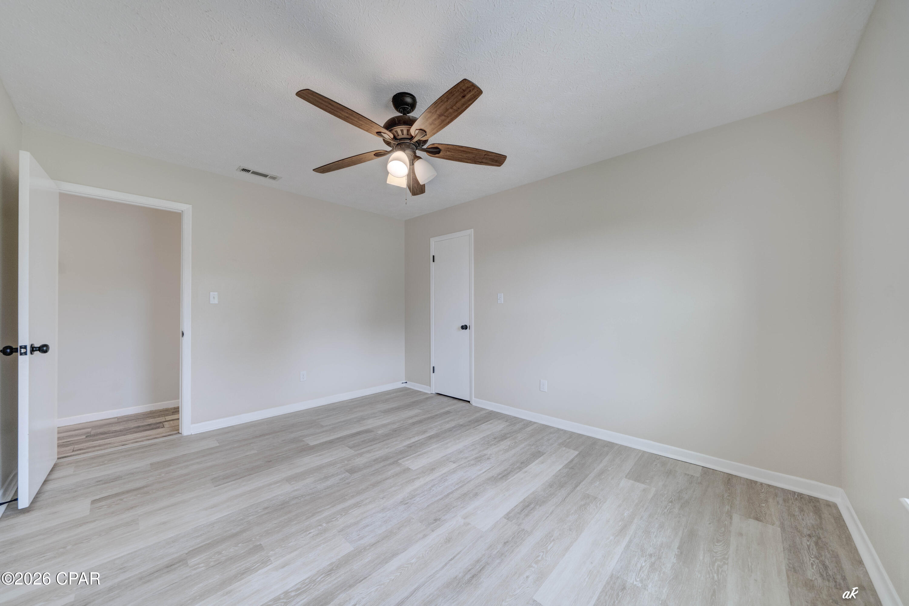 Sandy Creek - Residential