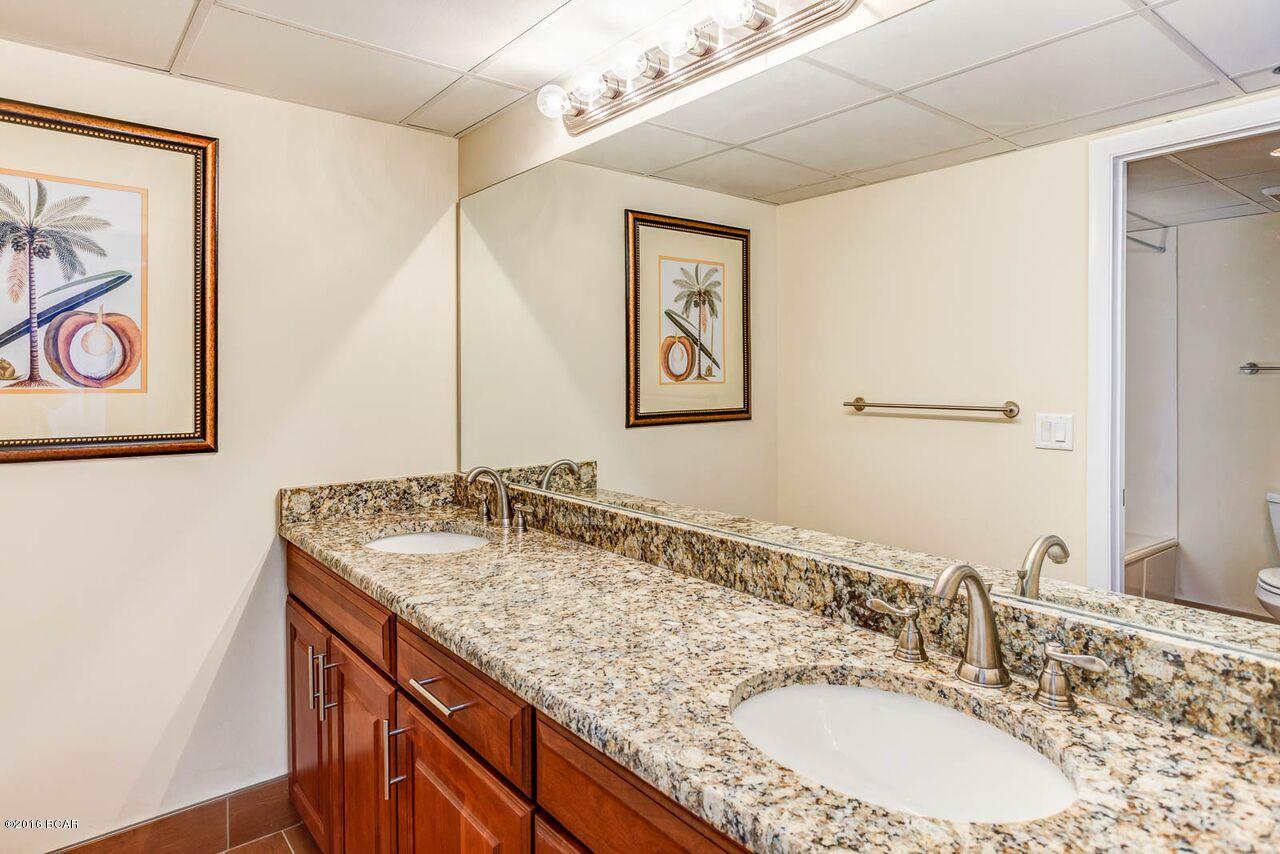 Long Beach Towers III - Residential