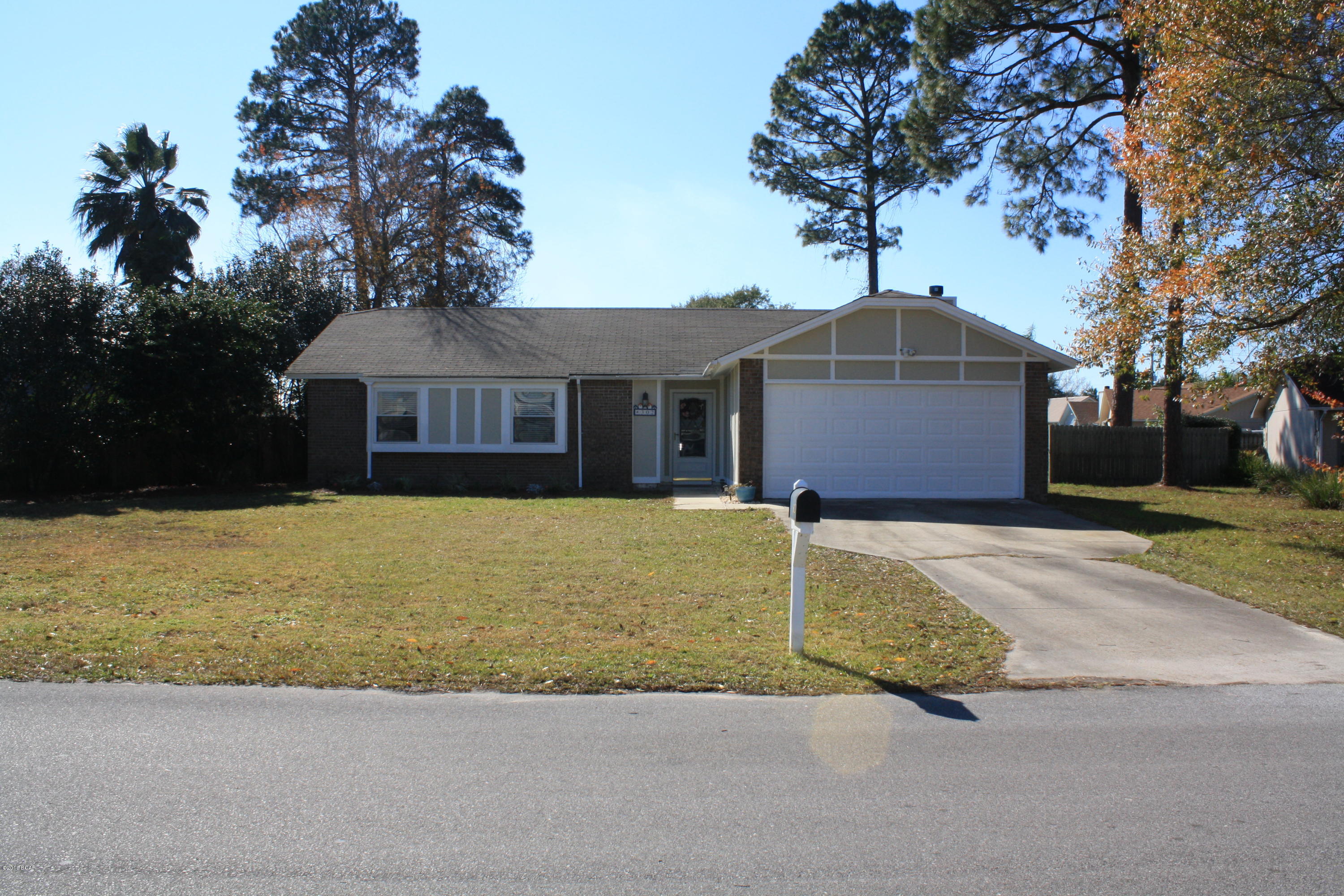 Motivated sellers bring all offers. WHAT A GEM!!! This house is move in ready. Conveniently located near TAFB, shopping, and dining in a desirable neighborhood. This renovated house features 3 bedrooms, 2 bathrooms, 2 car garage, privacy fenced in back yard, 2 outdoor utility sheds with electricity, and screened in back porch with a beautiful rock patio. This beautiful home sits on a 1/4 acre with lots of room for kids, animals, and plenty of backyard BBQ's!!! This house

has been recently painted inside and out. Double pane Windows. This house has been immaculately kept up as well as newly renovated. Inside features beautiful knockdown texture on the walls, updated 6 panel doors, 5 1/4'' baseboards, all new light fixtures and ceiling fans, new HVAC!!!The list goes on and on. A must se