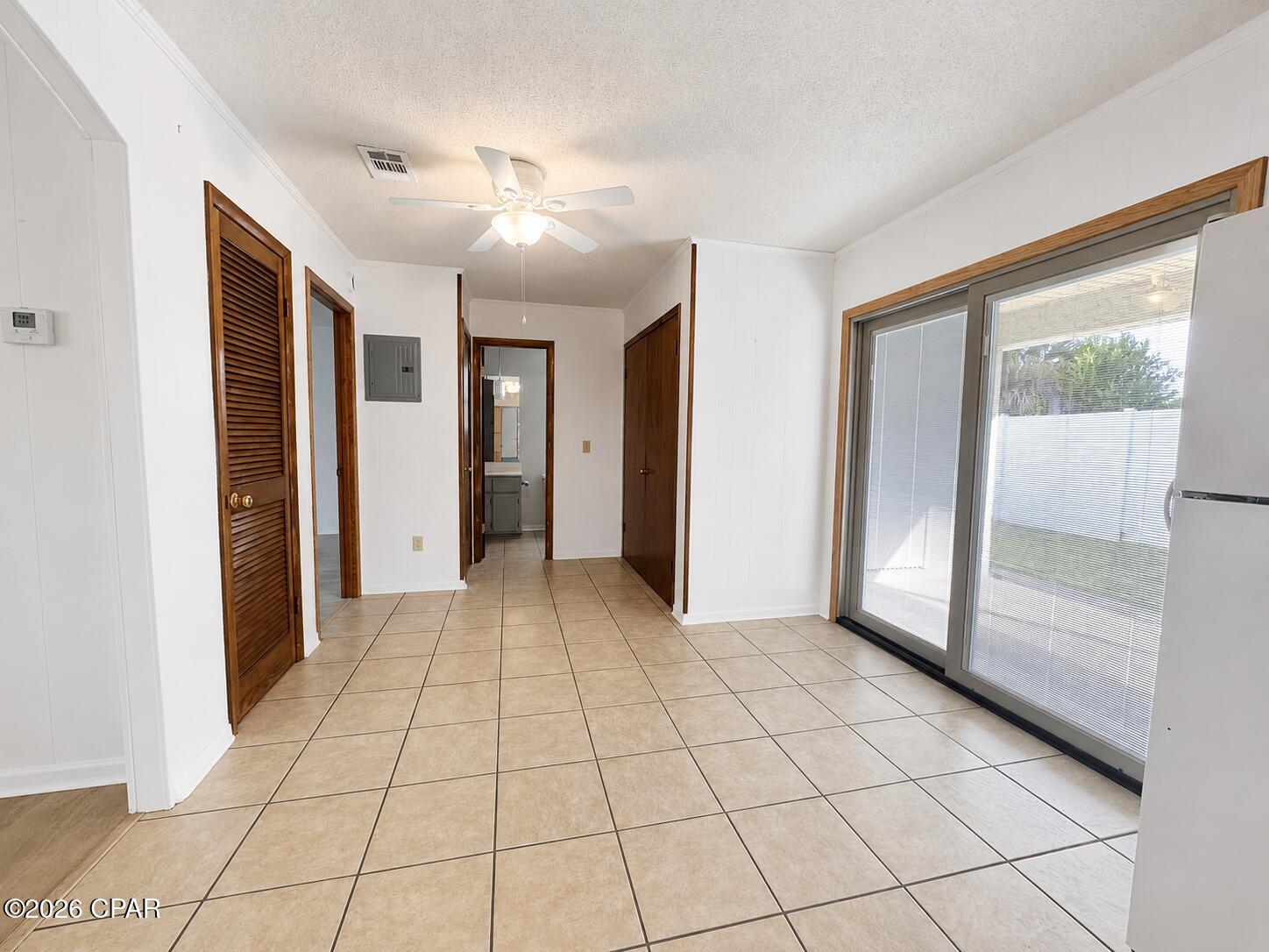 Laguna Beach 2nd Add - Residential Lease