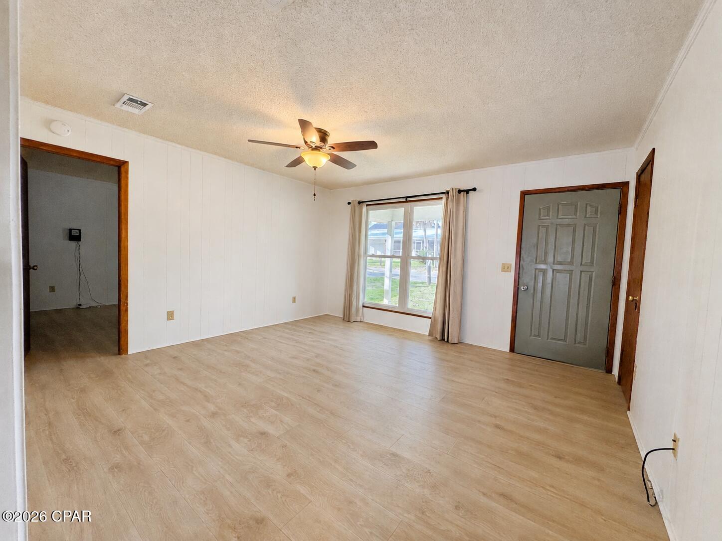 Laguna Beach 2nd Add - Residential Lease