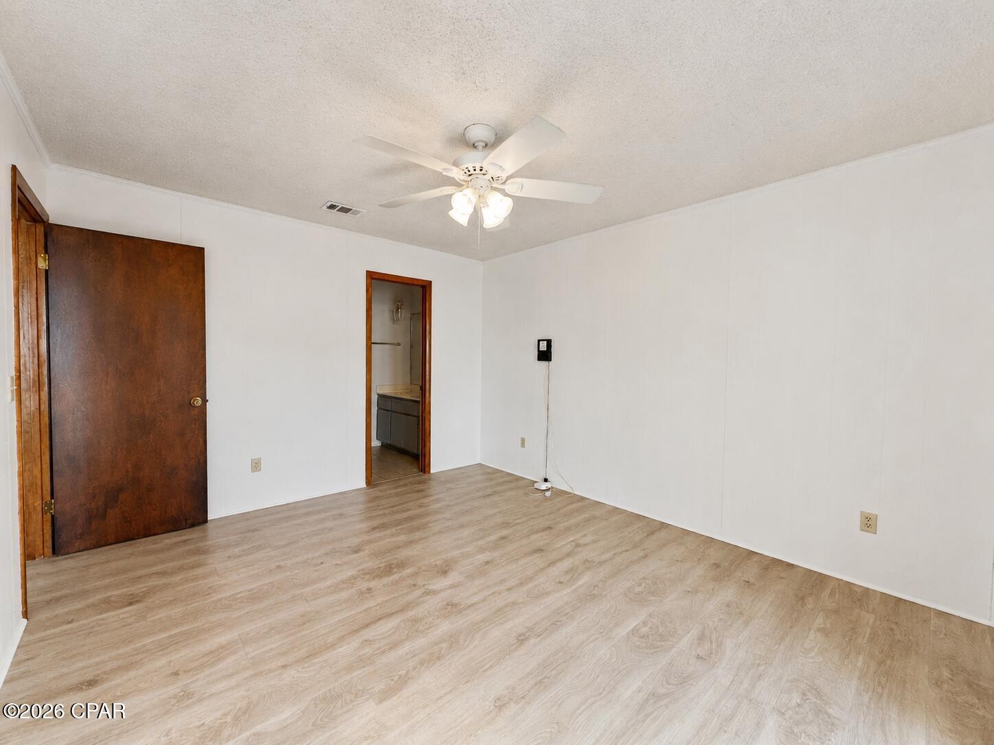 Laguna Beach 2nd Add - Residential Lease