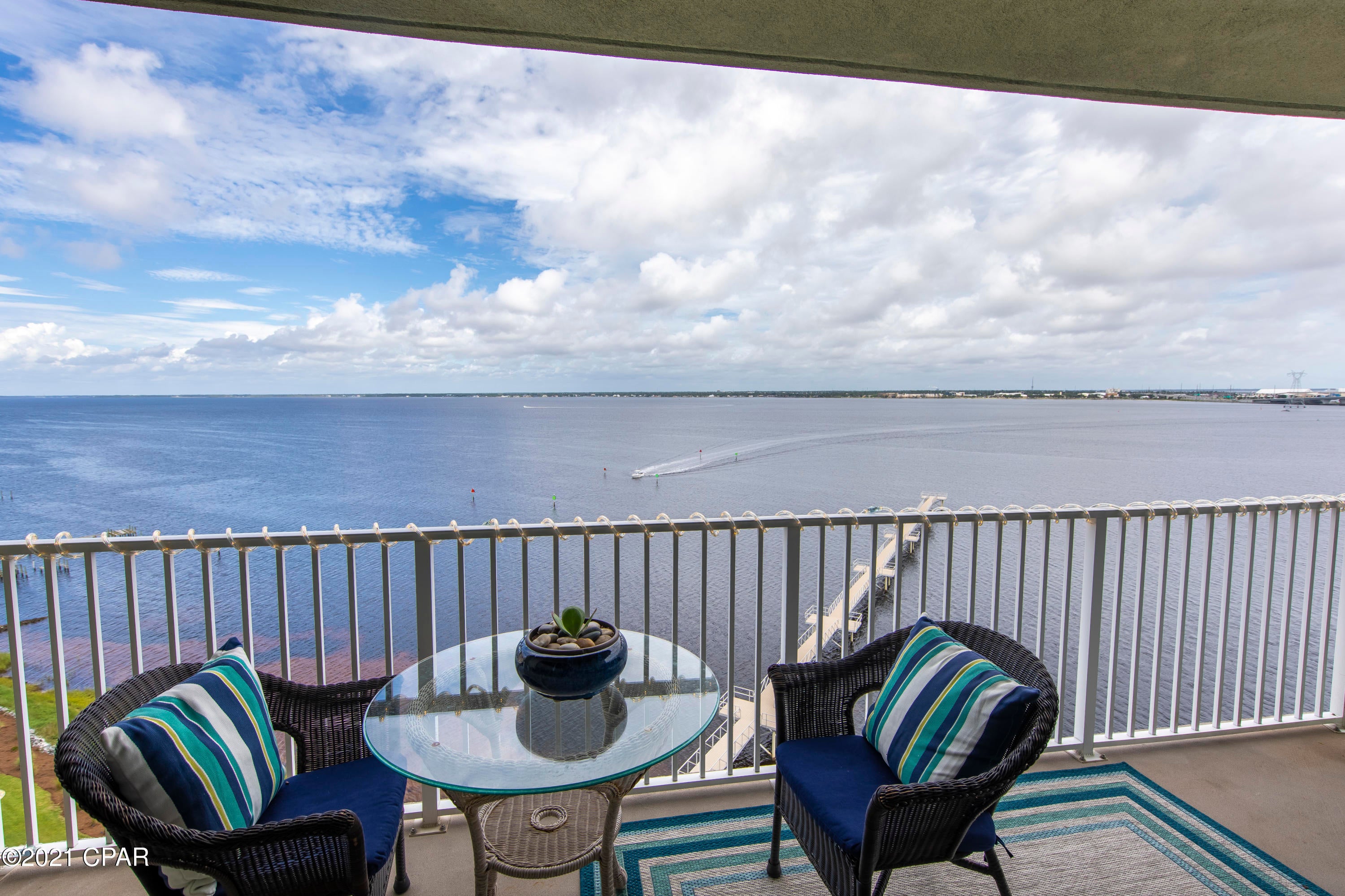 Hibiscus By The Bay - Residential