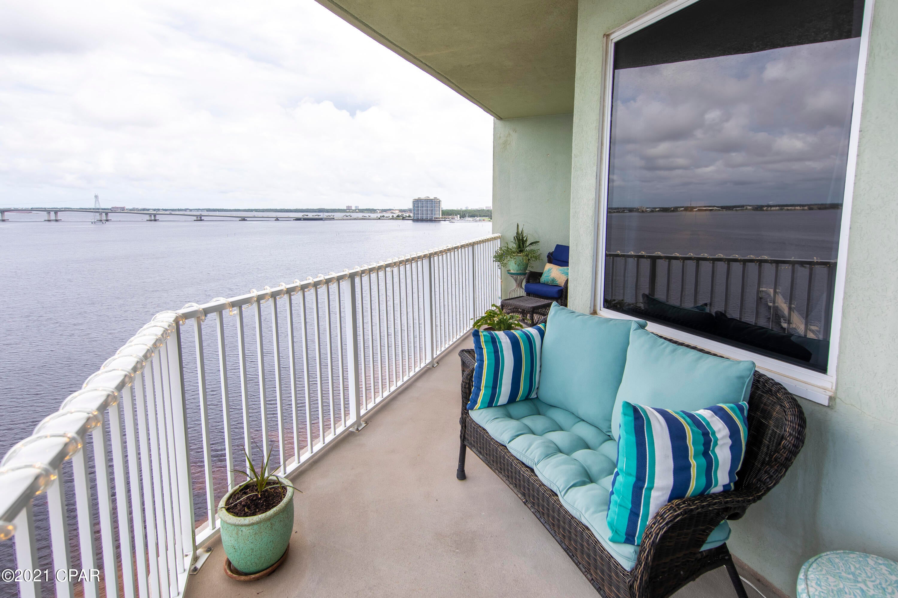 Hibiscus By The Bay - Residential