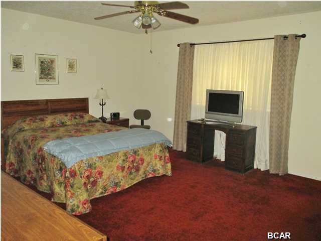 Lannie Rowe Lake Estates U-12 - Residential