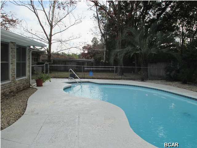 Lannie Rowe Lake Estates U-12 - Residential