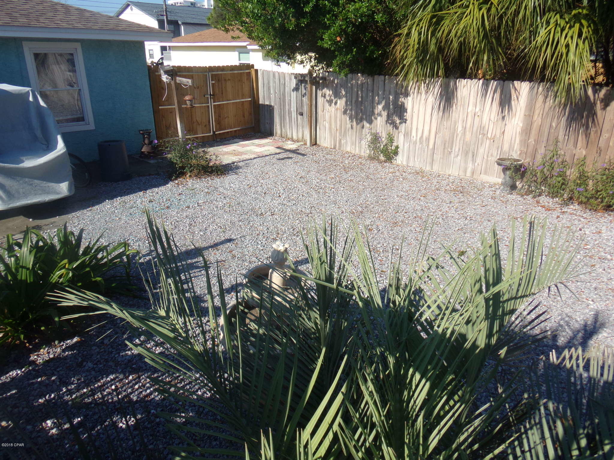 Biltmore Beach 1st Add - Residential