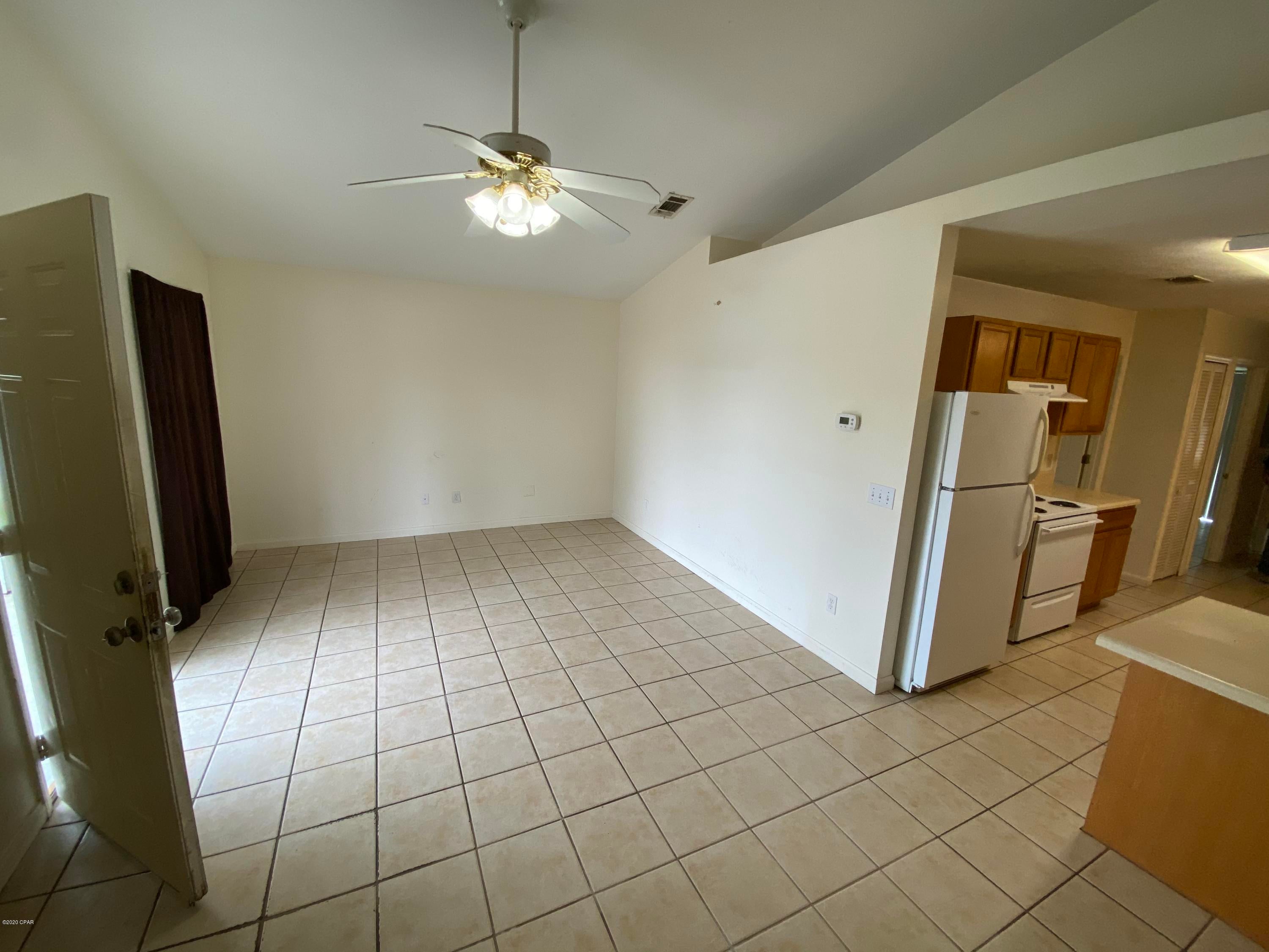 [No Recorded Subdiv] - Residential Lease