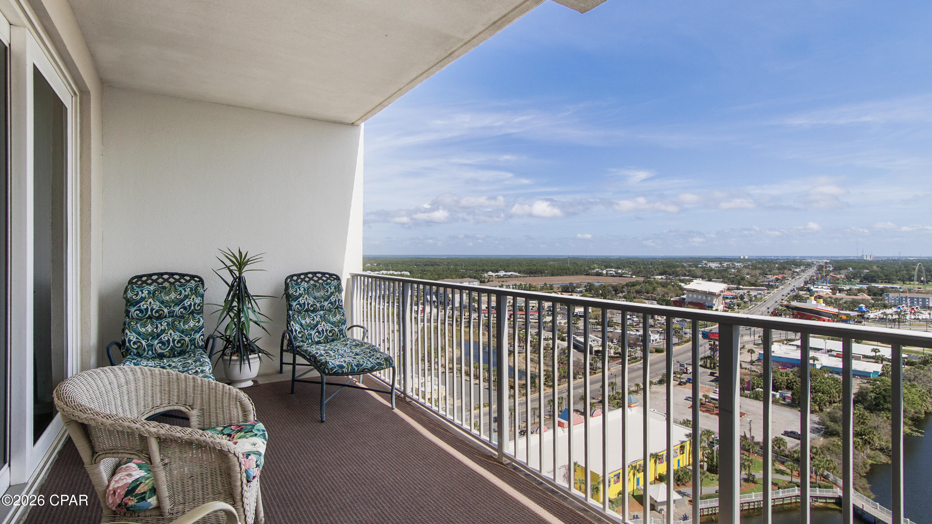 Laketown Wharf - Residential