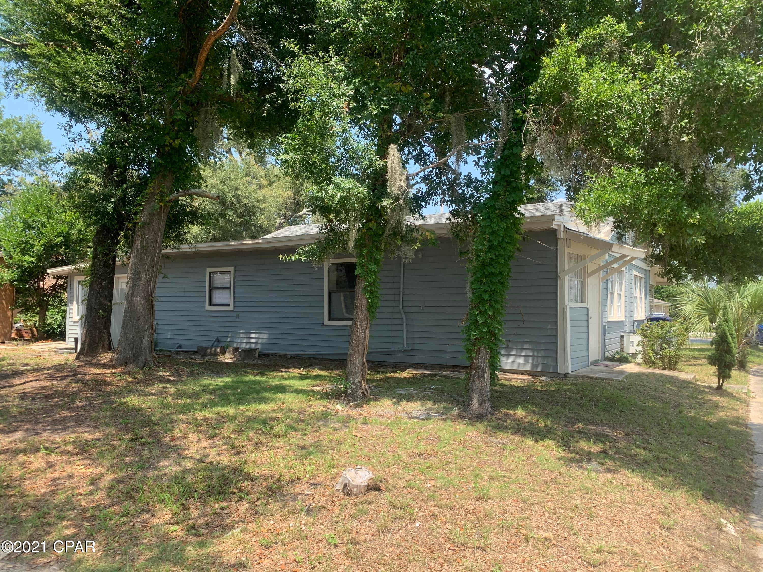 [No Recorded Subdiv] - Residential
