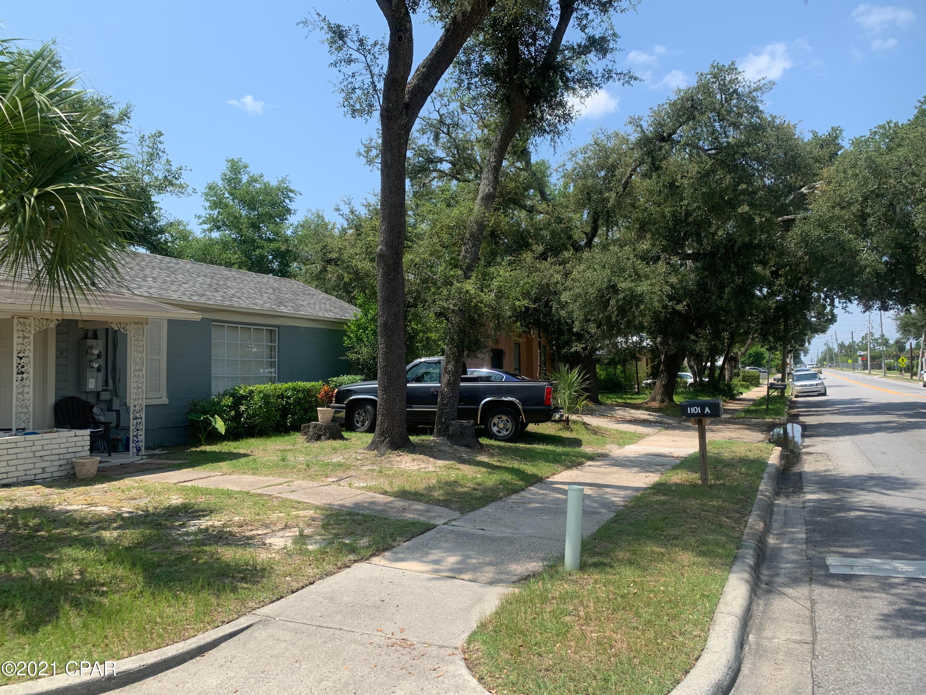 [No Recorded Subdiv] - Residential