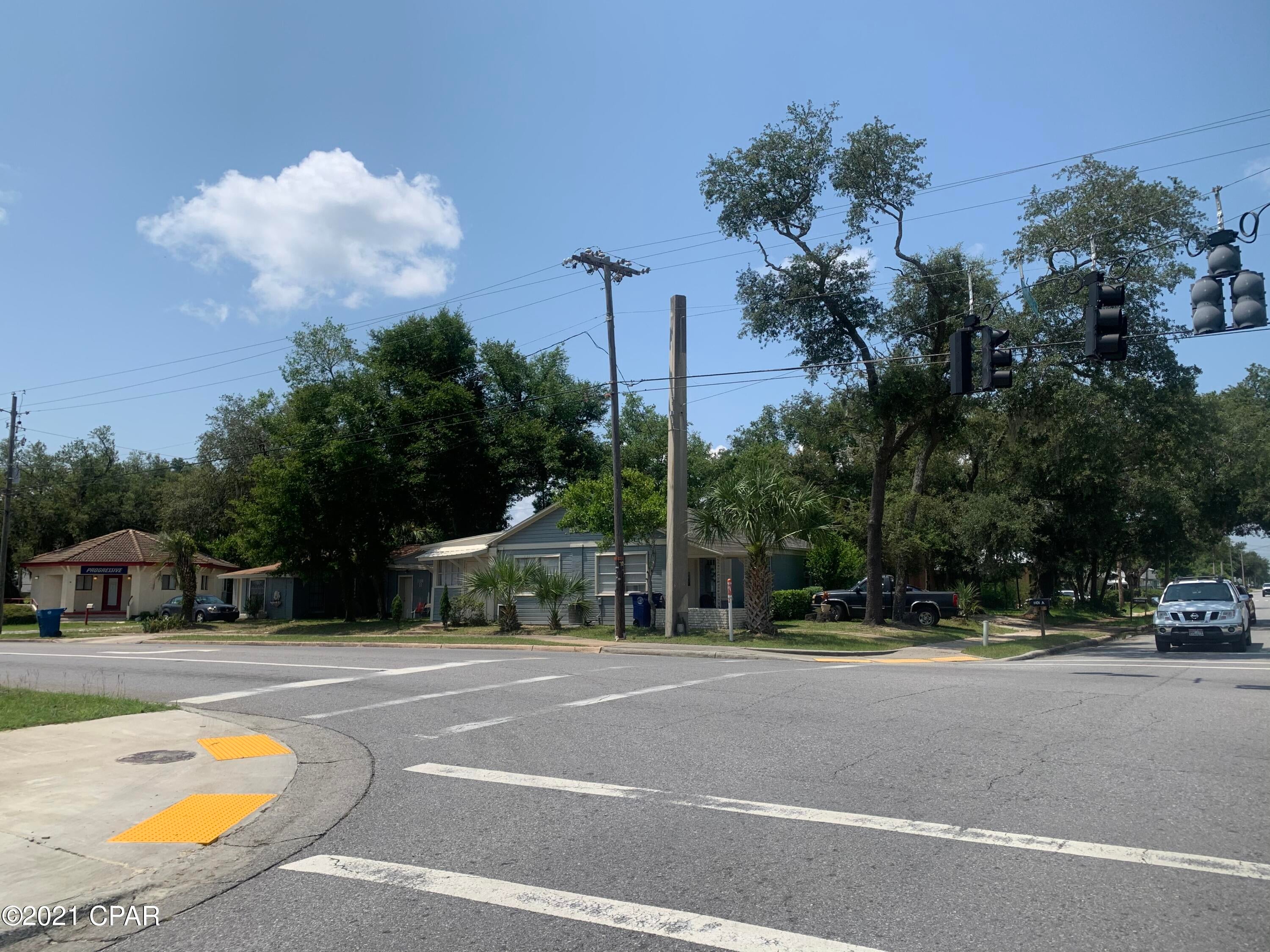 [No Recorded Subdiv] - Residential