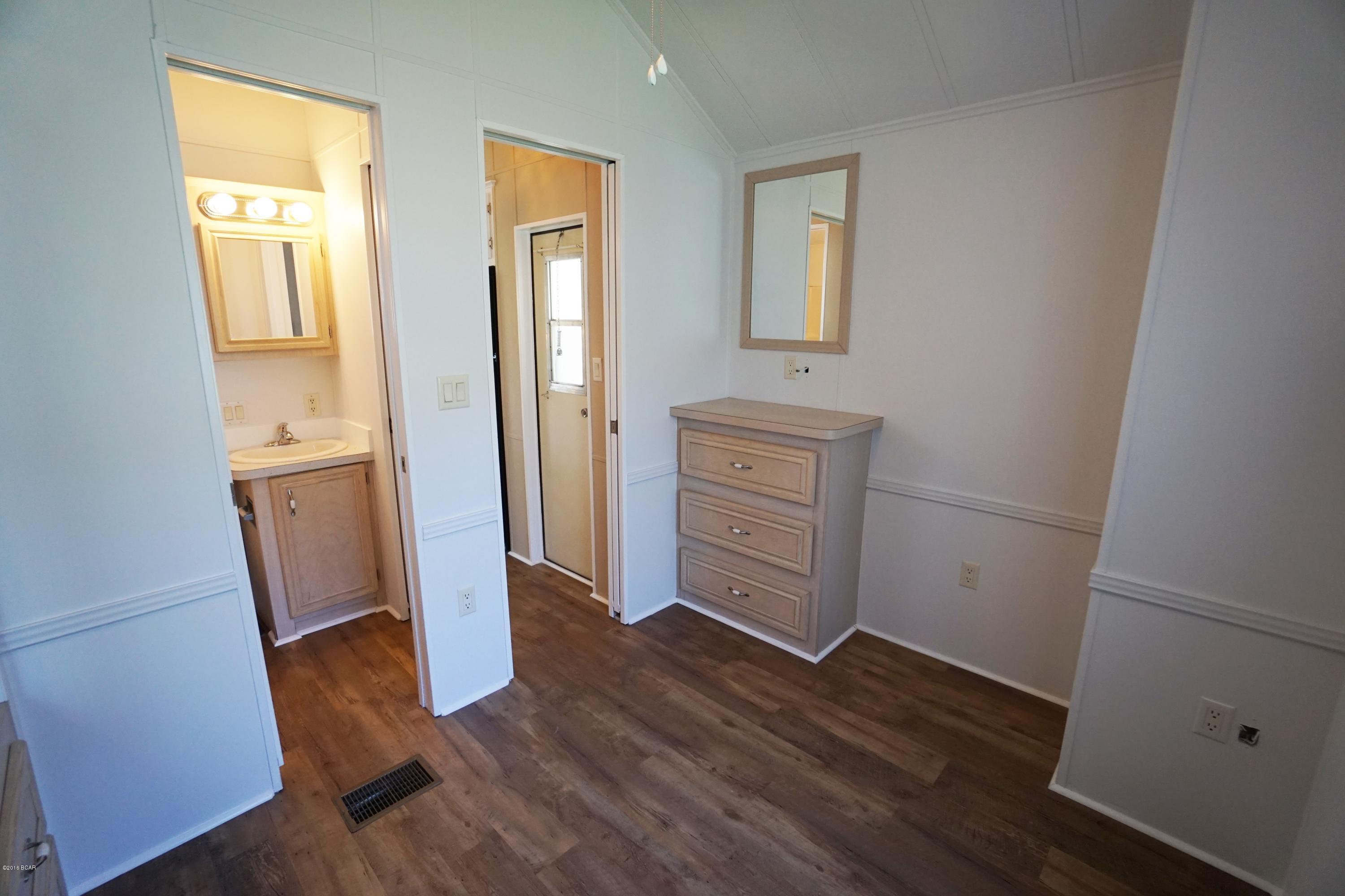 Emerald Pointe Resort - Residential