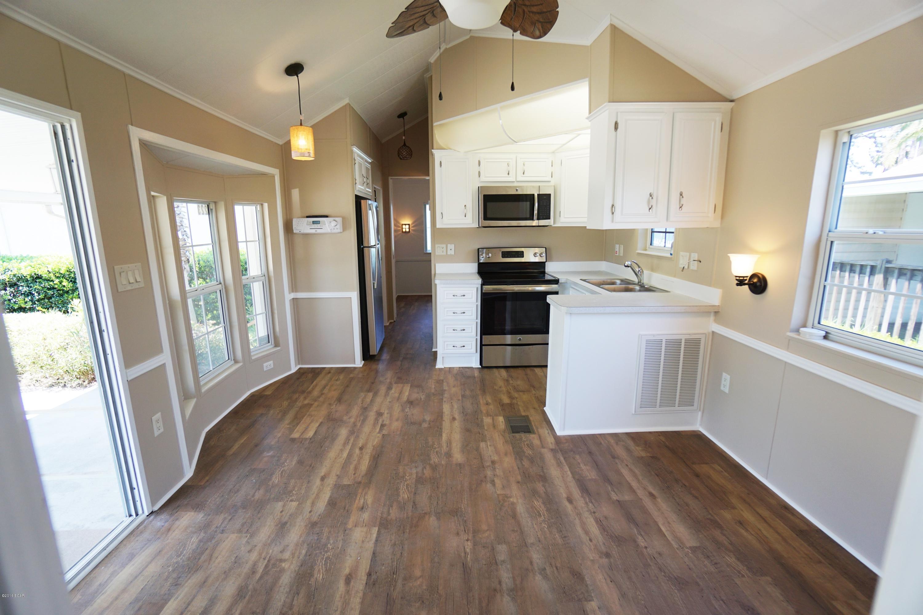 Emerald Pointe Resort - Residential