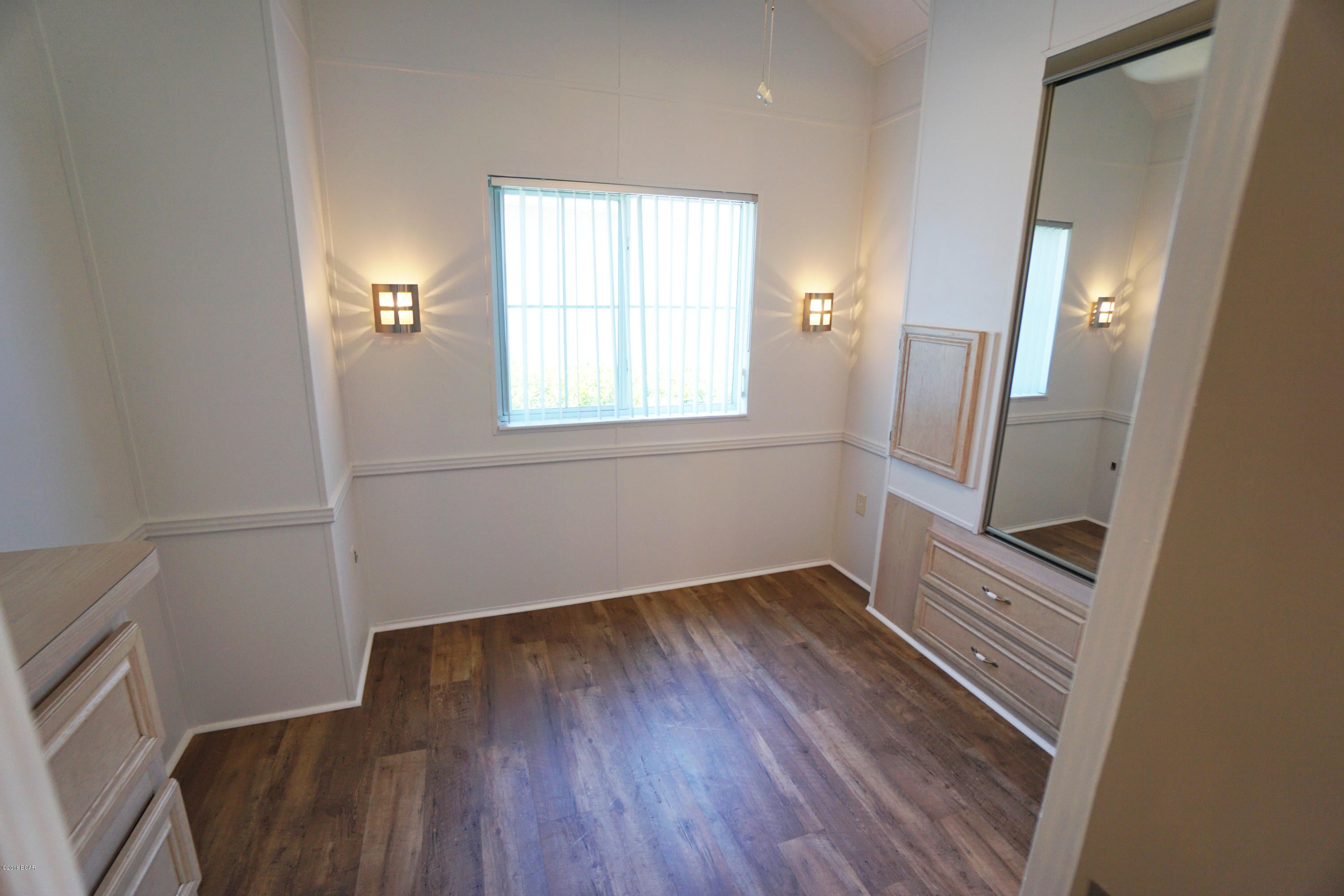 Emerald Pointe Resort - Residential